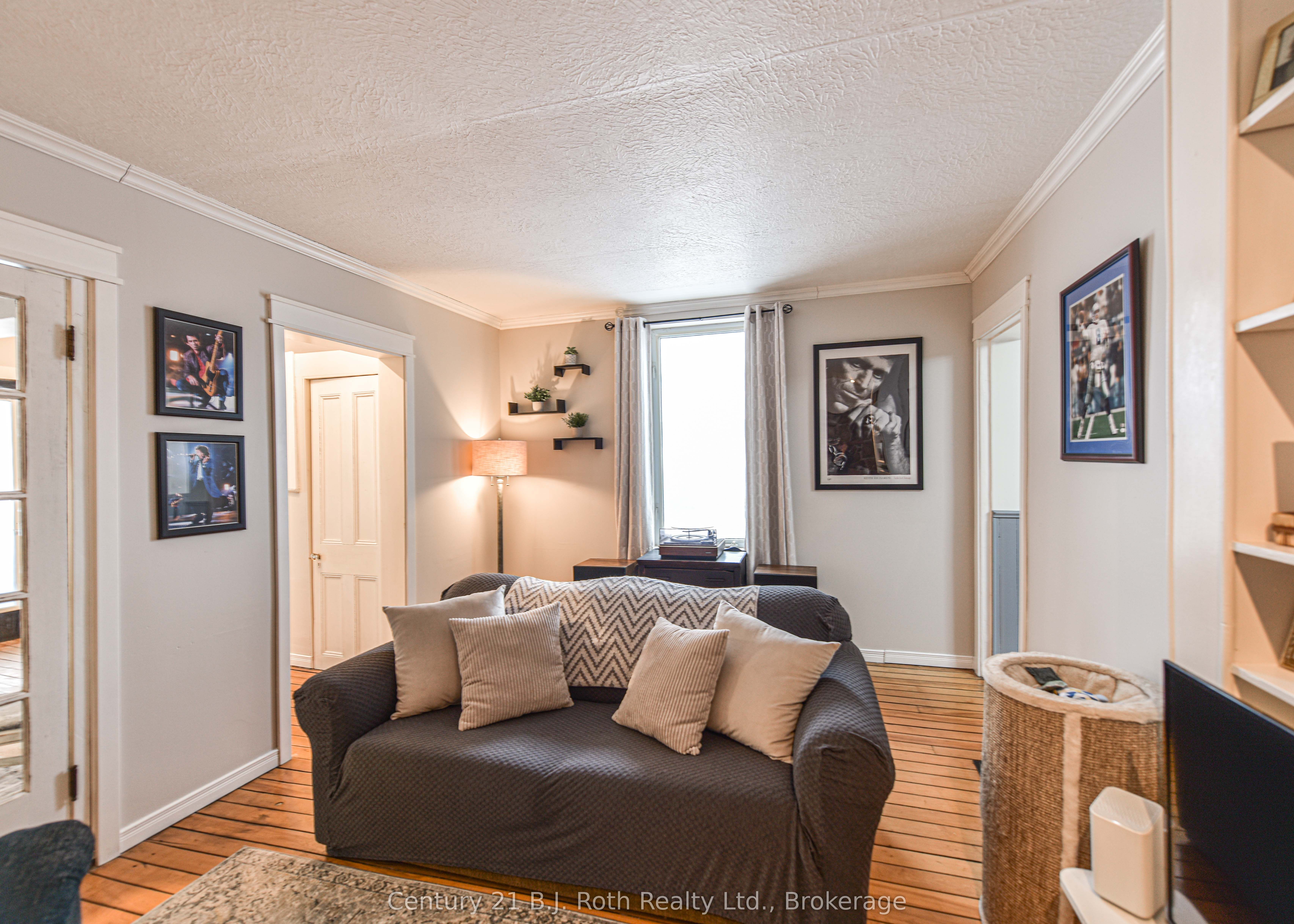 694 Quebec Street Property Photo 19