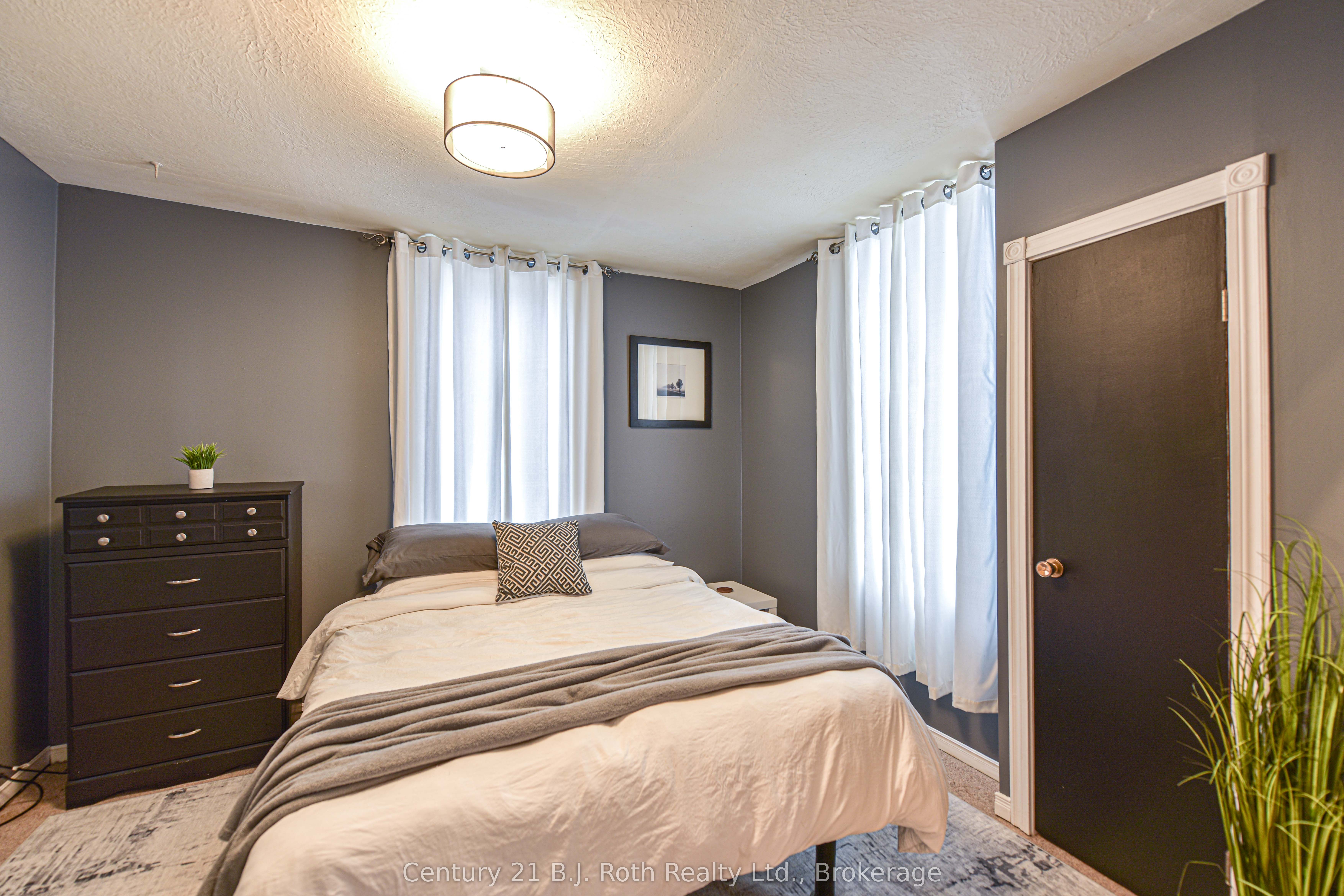 694 Quebec Street Property Photo 21