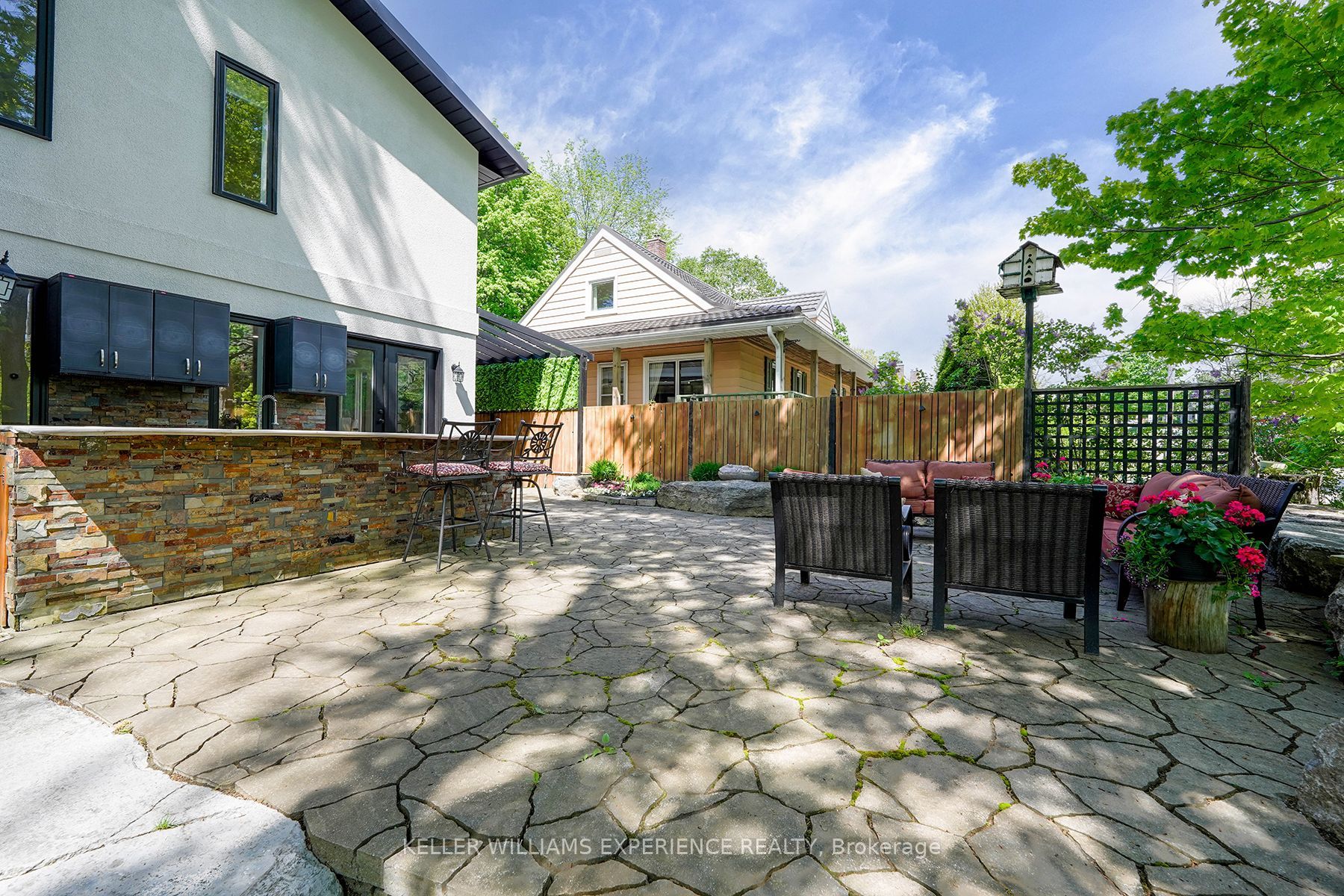 20 Highland Avenue Property Photo 38
