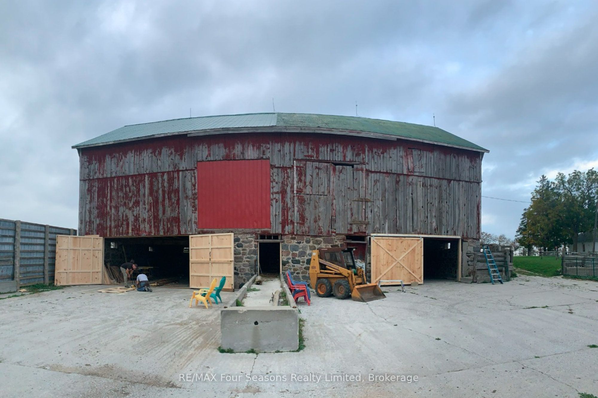 1154 Fairgrounds Road Property Photo 14