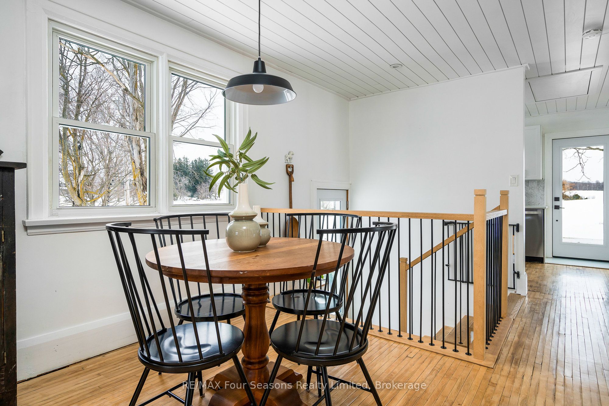 1154 Fairgrounds Road Property Photo 19