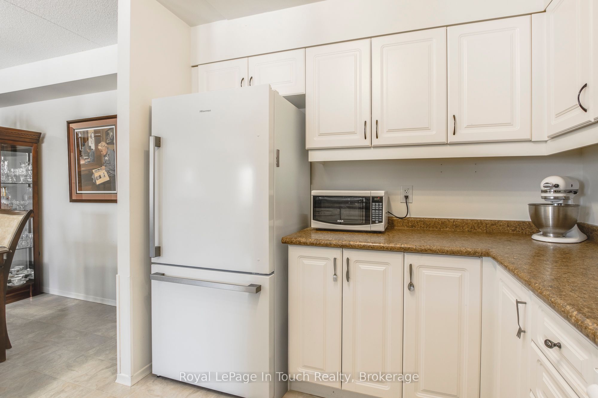 #315 - 333 Lafontaine Road Property Photo 6
