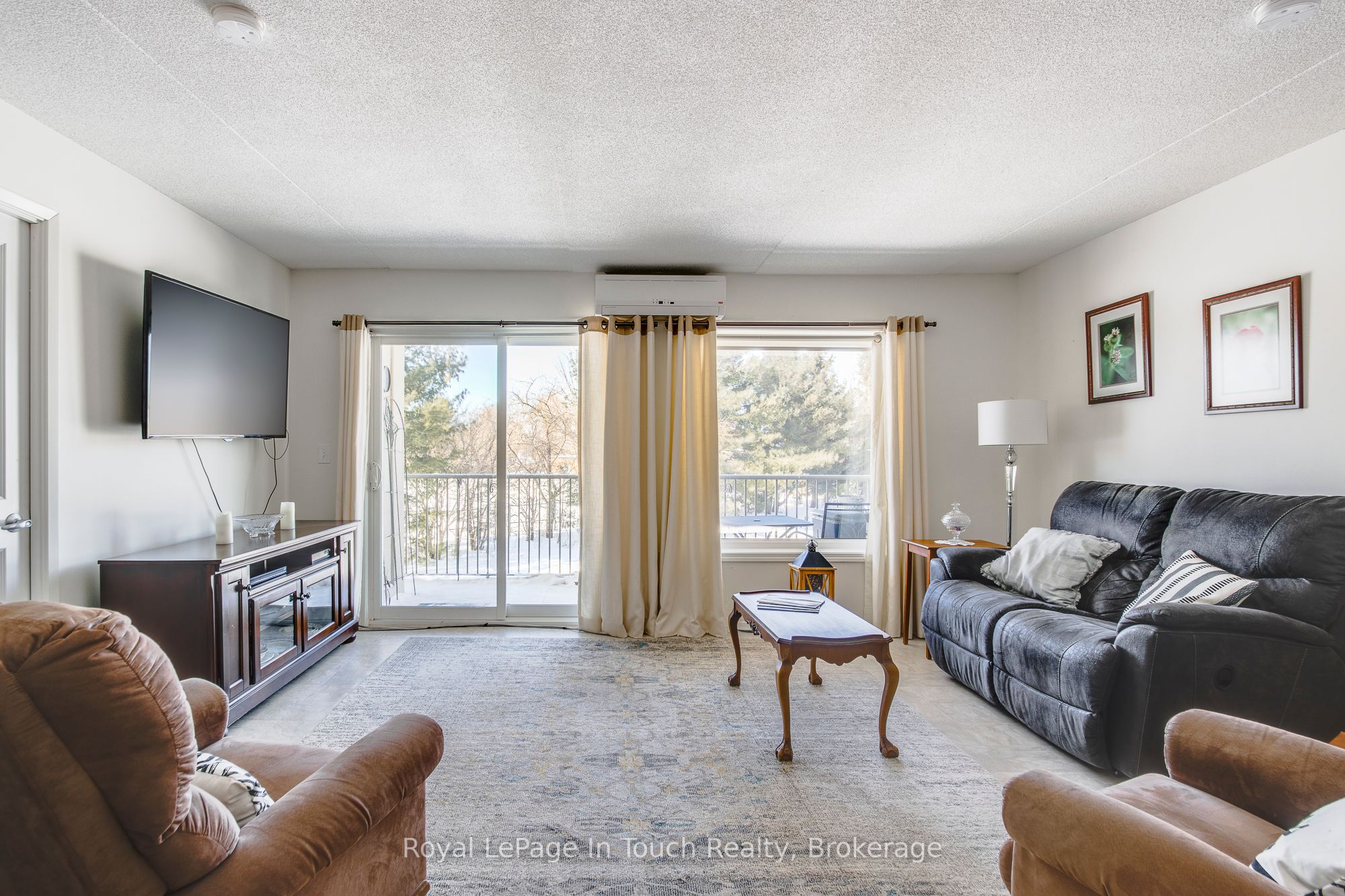 #315 - 333 Lafontaine Road Property Photo 10