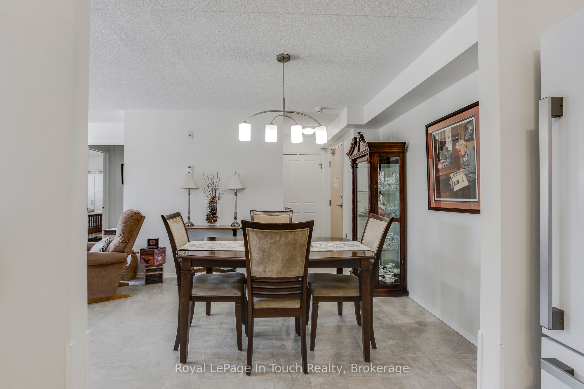 #315 - 333 Lafontaine Road Property Photo 23