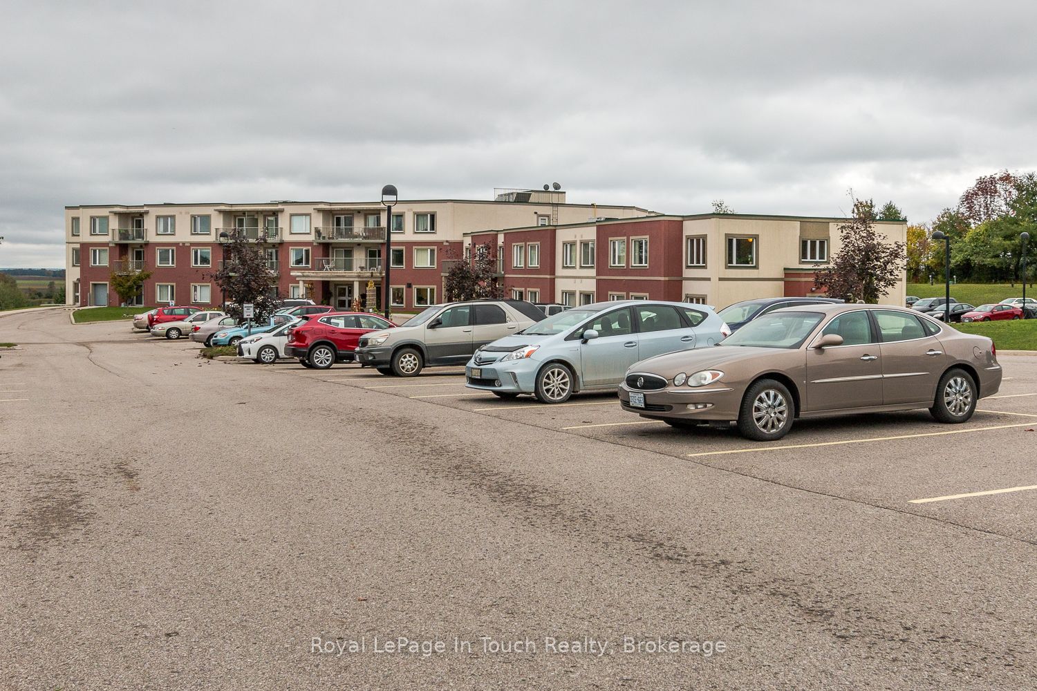 #315 - 333 Lafontaine Road Property Photo 27