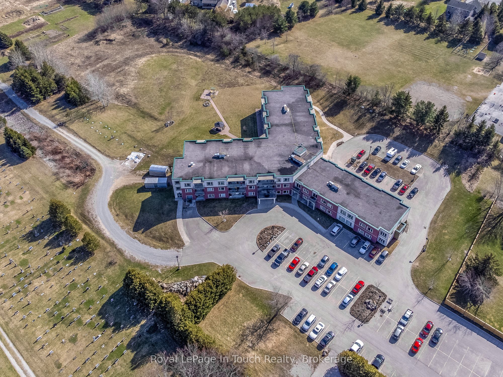 #315 - 333 Lafontaine Road Property Photo 29