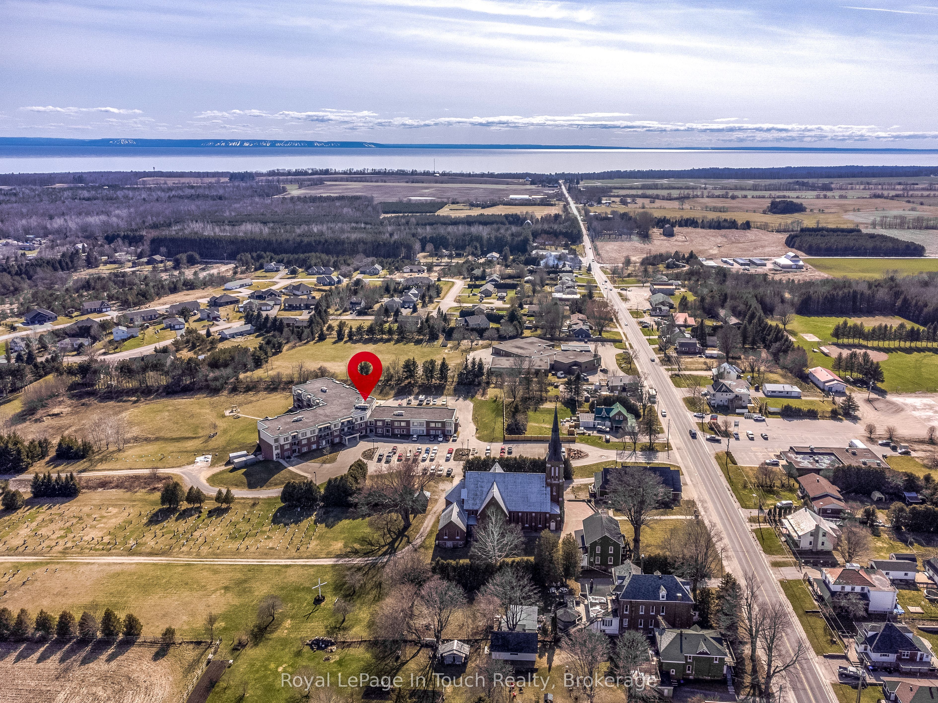 #315 - 333 Lafontaine Road Property Photo 32