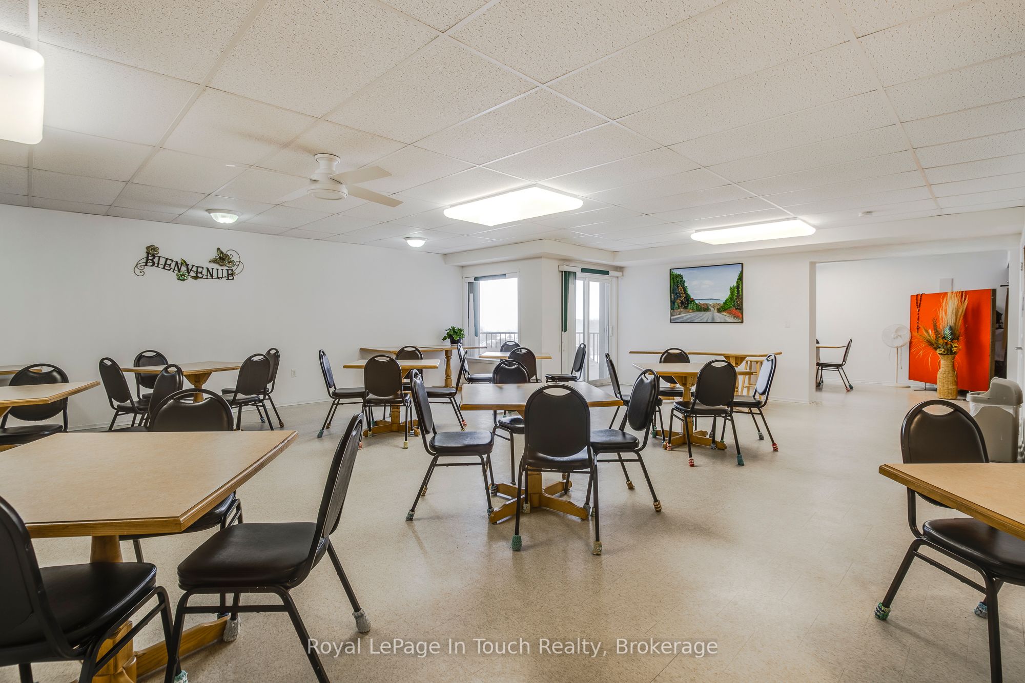 #315 - 333 Lafontaine Road Property Photo 37