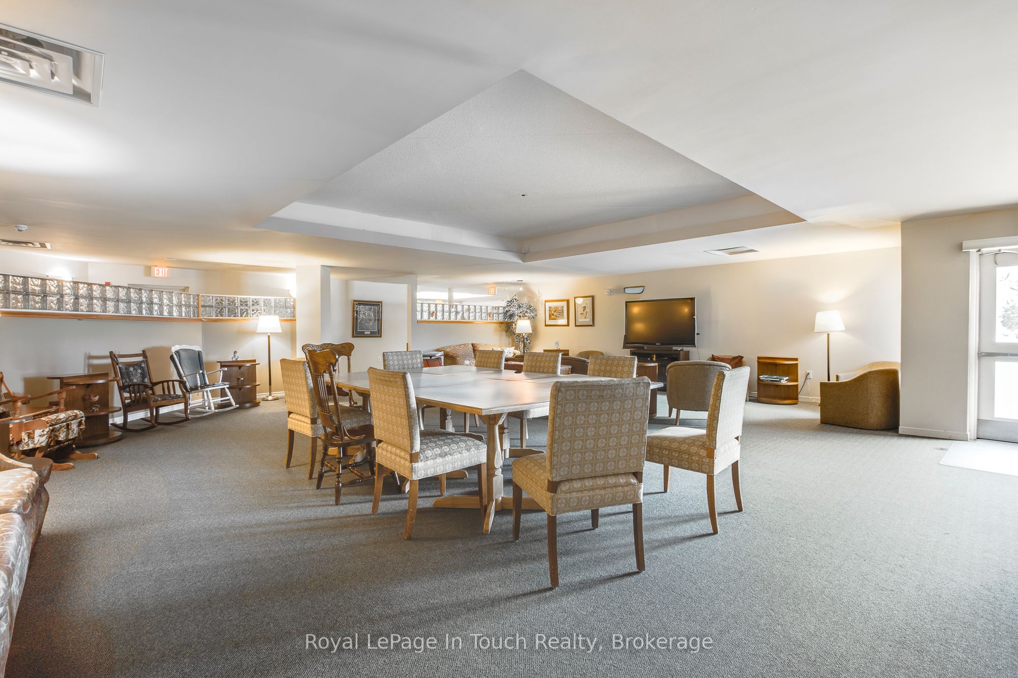 #315 - 333 Lafontaine Road Property Photo 46