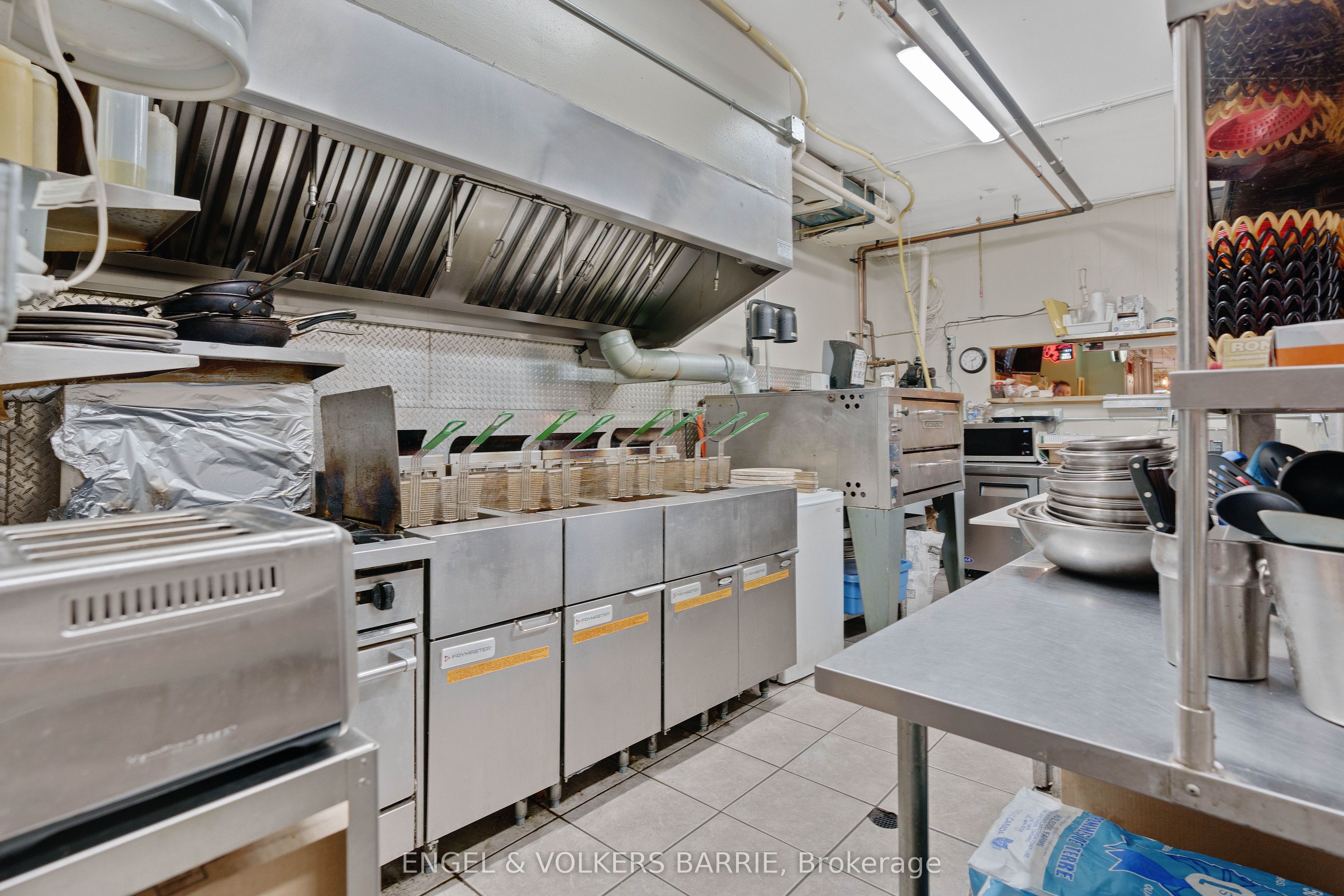 3 Mulcaster Street Property Photo 17