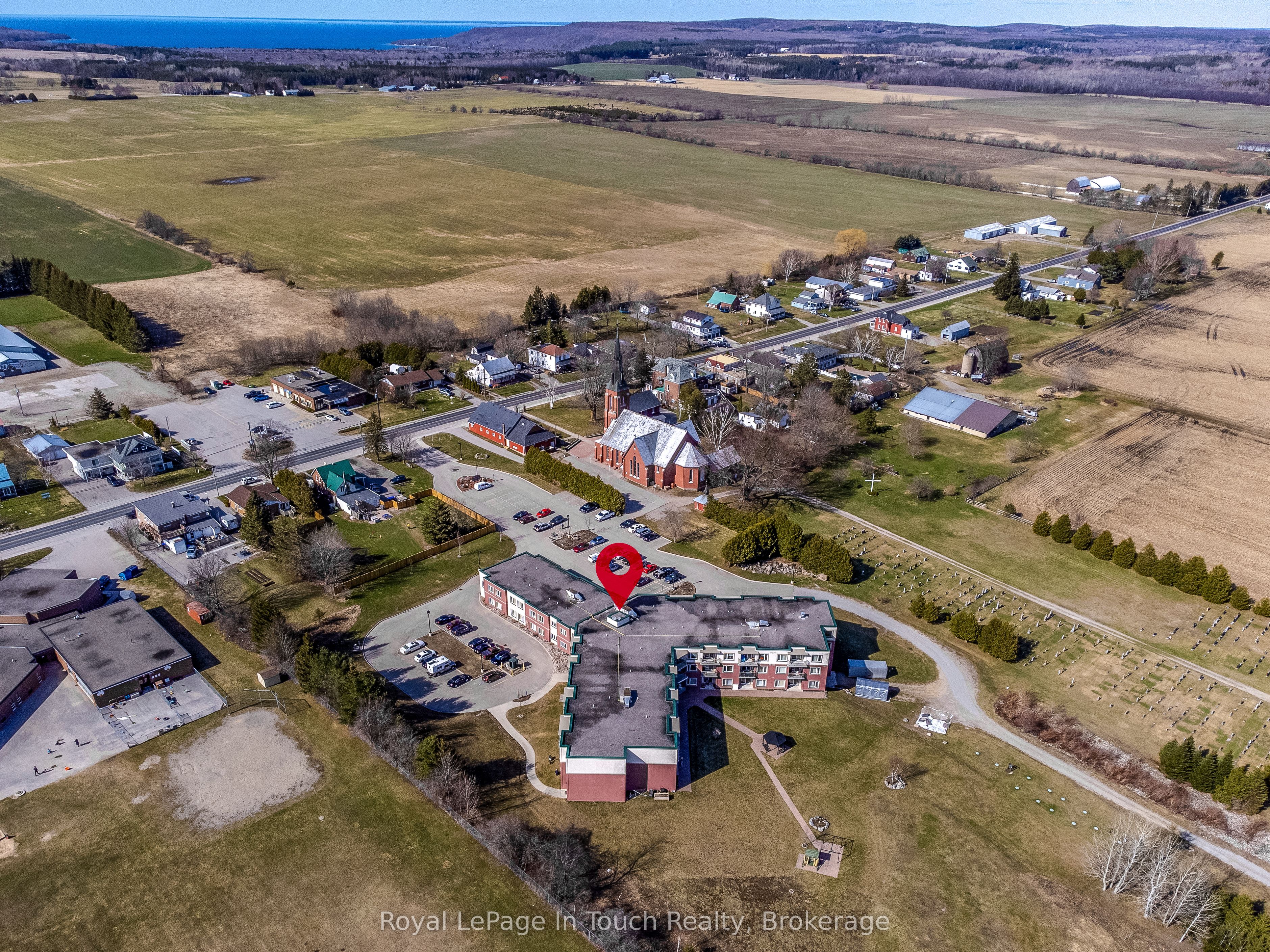 #310 - 333 Lafontaine Road Property Photo 27