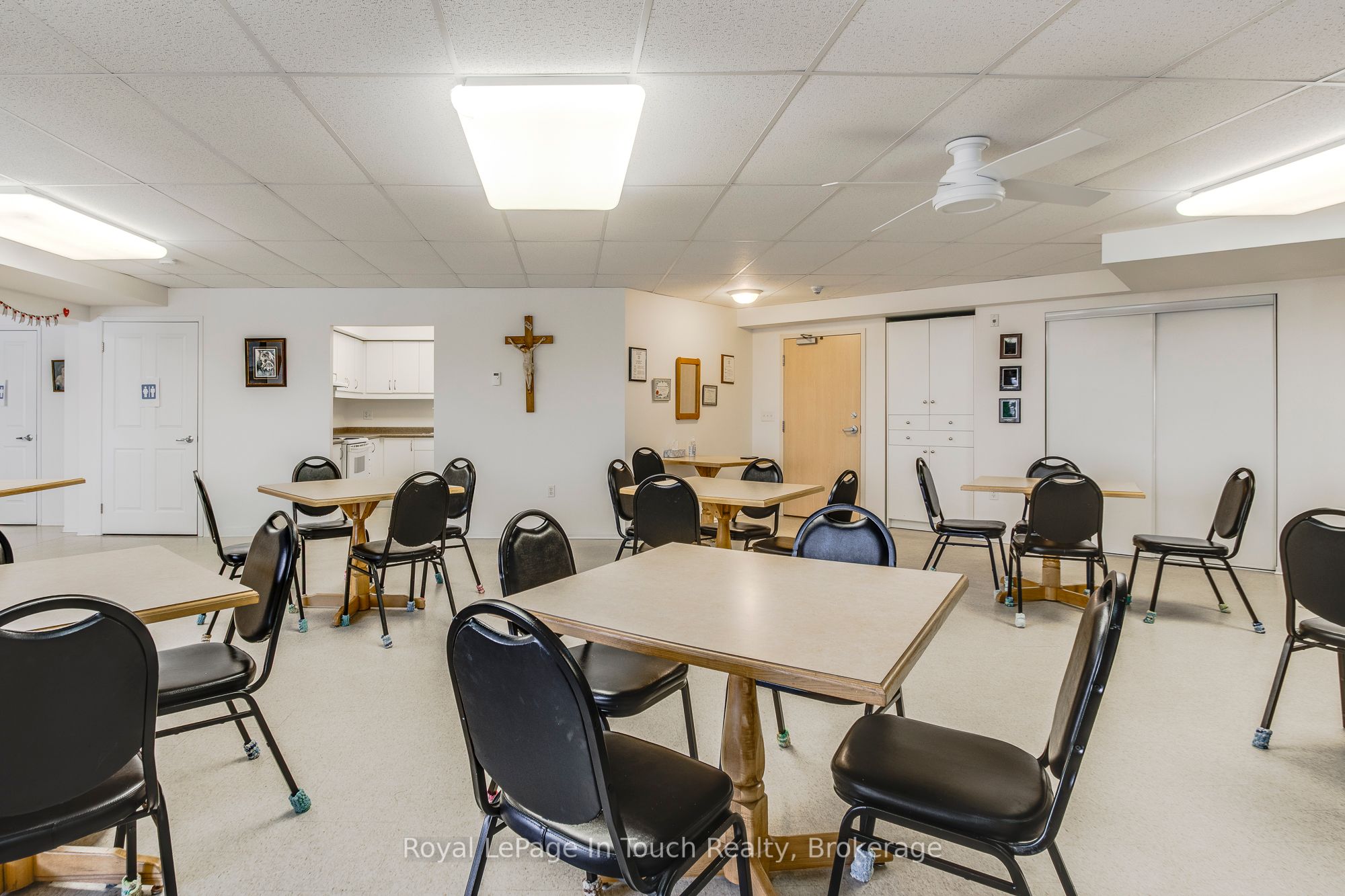 #310 - 333 Lafontaine Road Property Photo 34