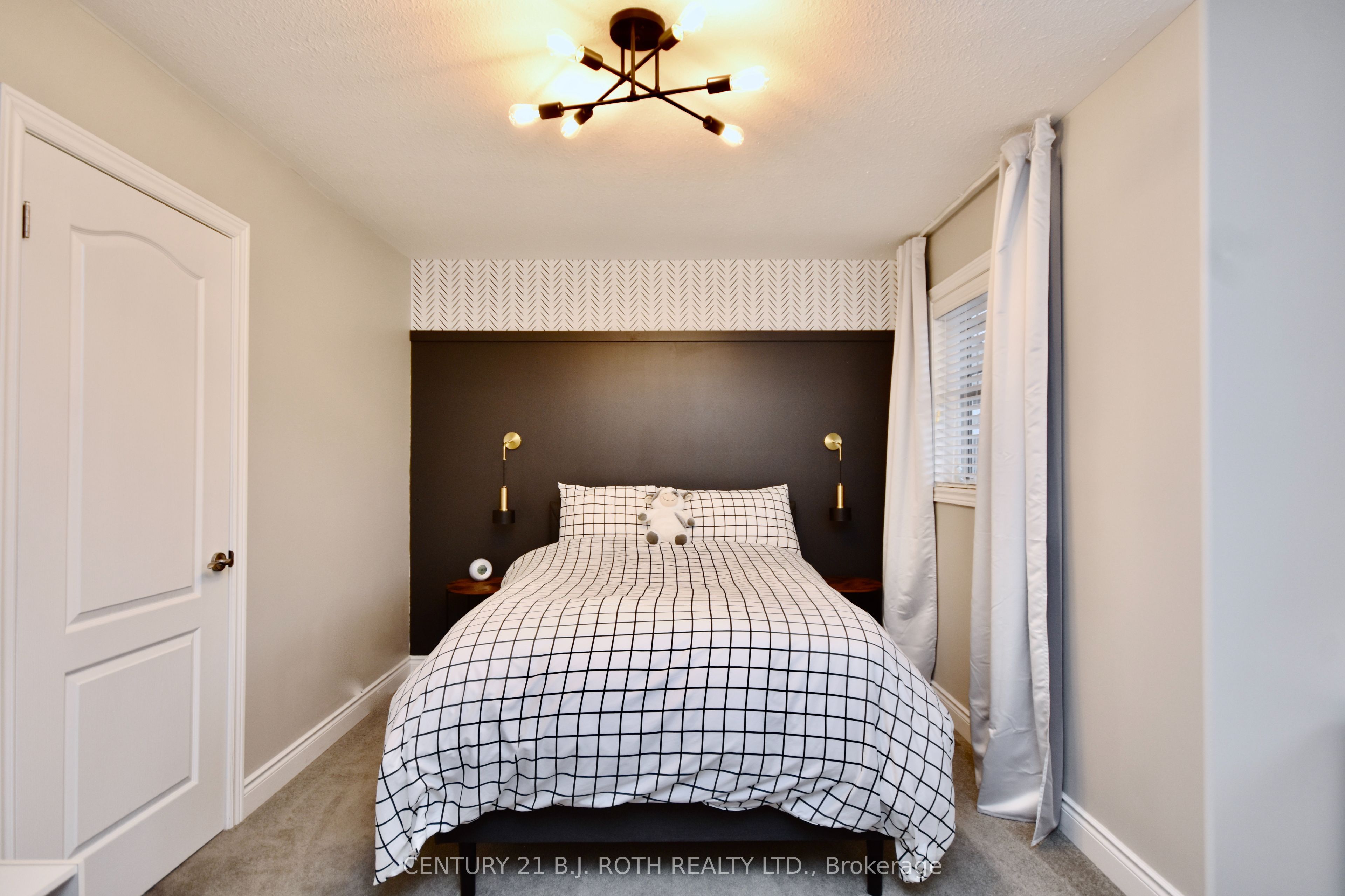 3089 Emperor Drive Property Photo 20