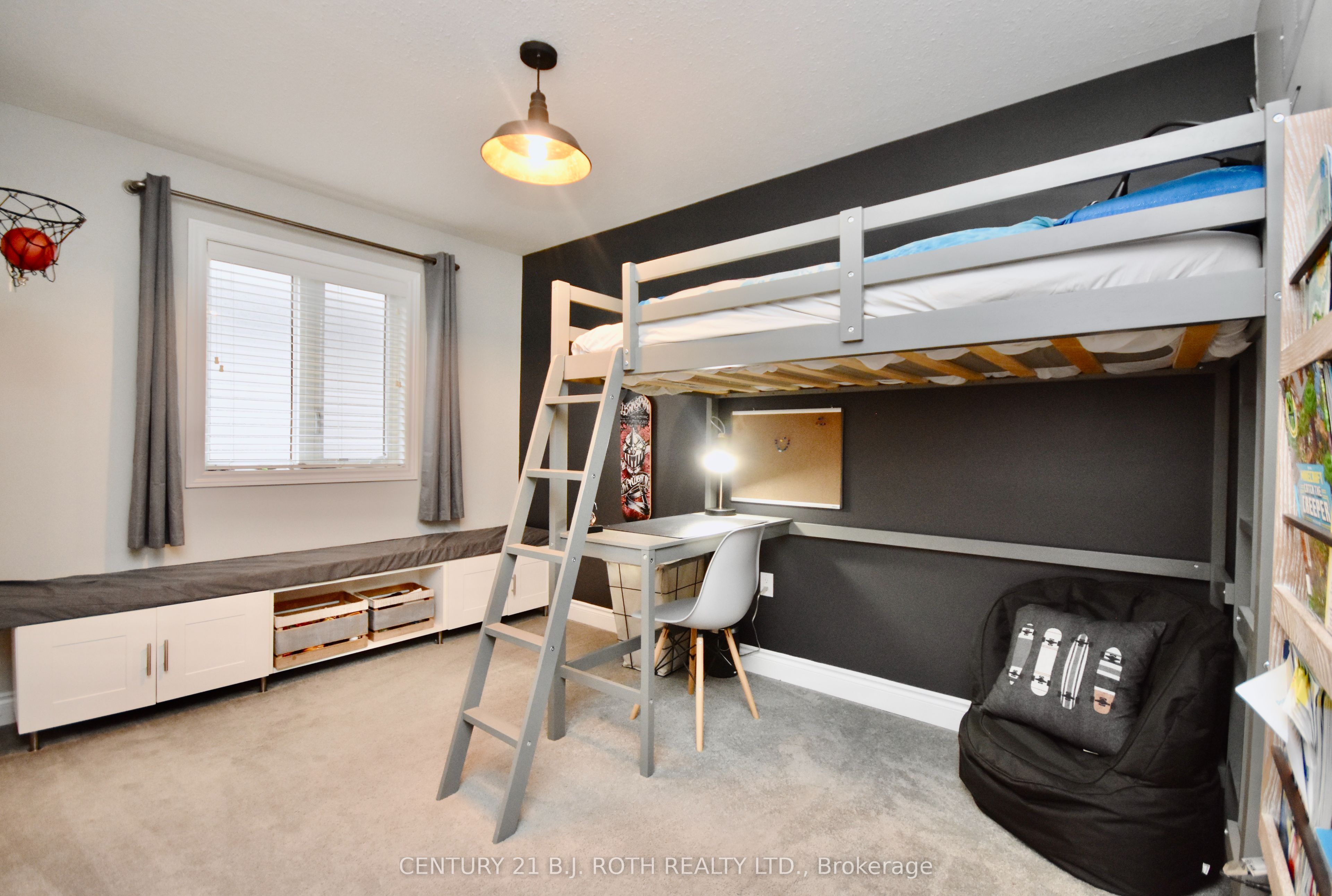 3089 Emperor Drive Property Photo 25