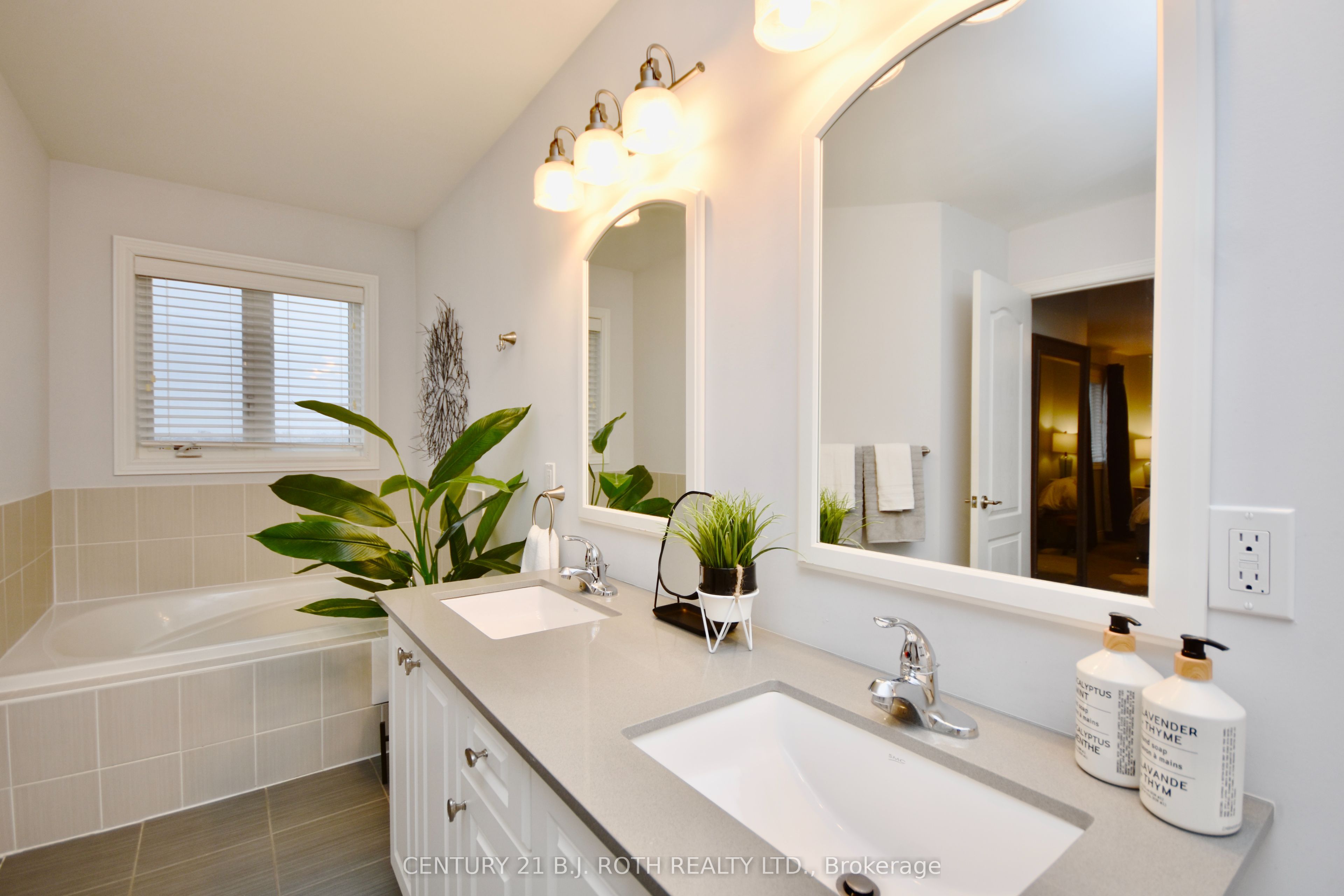 3089 Emperor Drive Property Photo 28