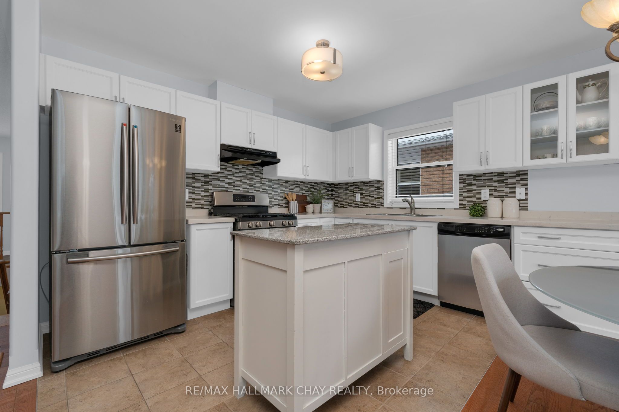 #5 - 318 Little Avenue Property Photo 10