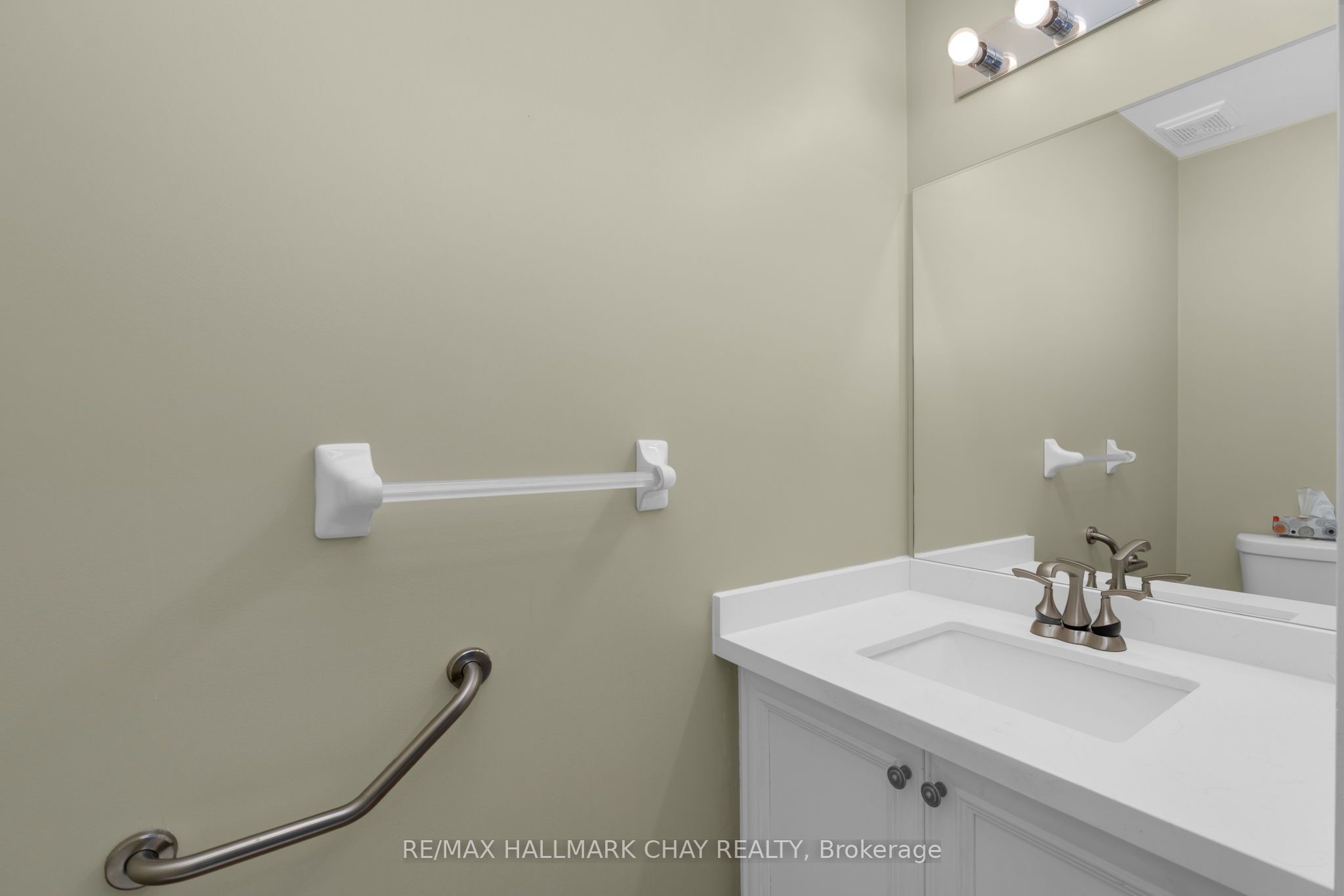 #5 - 318 Little Avenue Property Photo 19