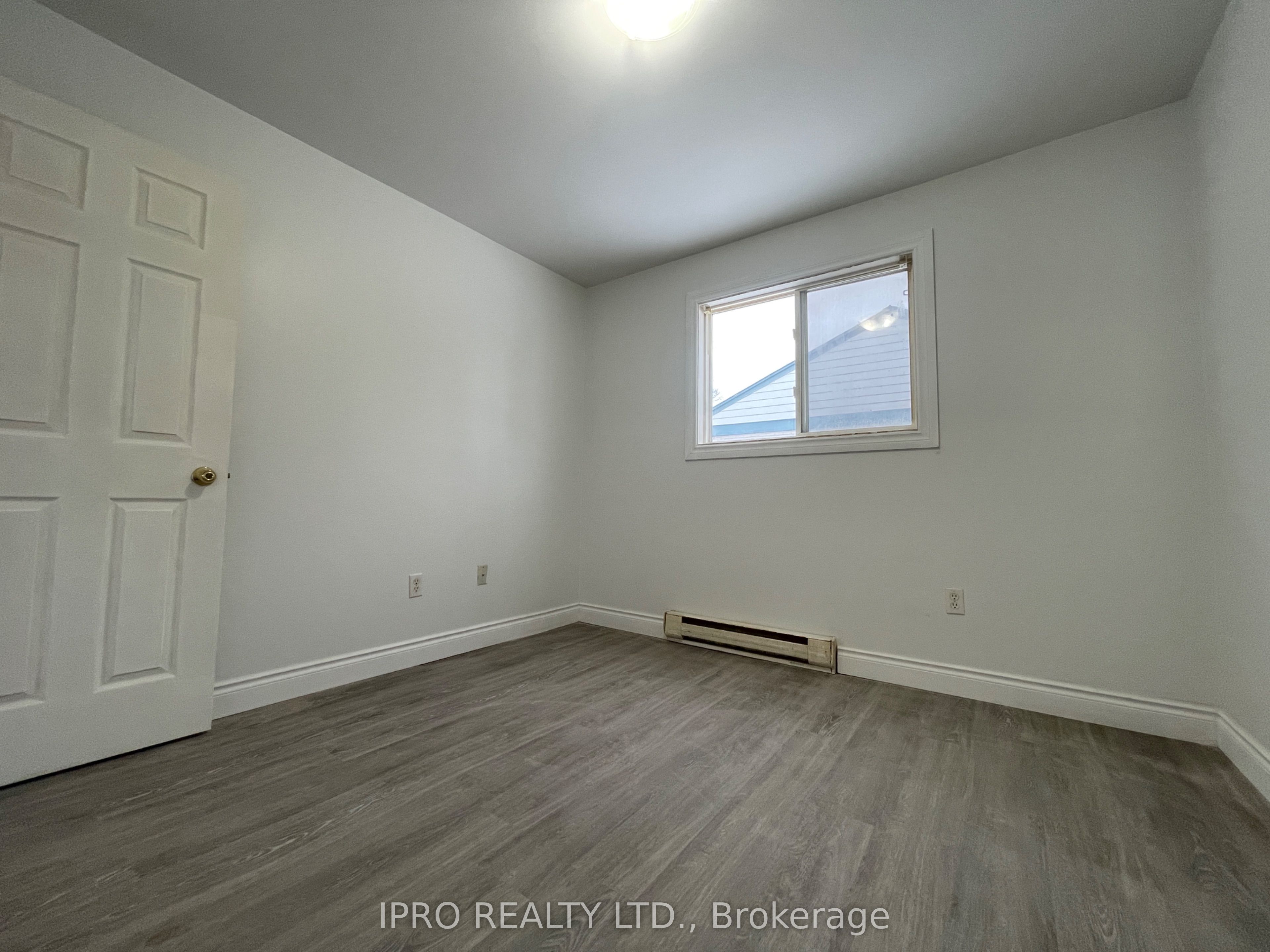 380 Bayview Parkway Property Photo 8