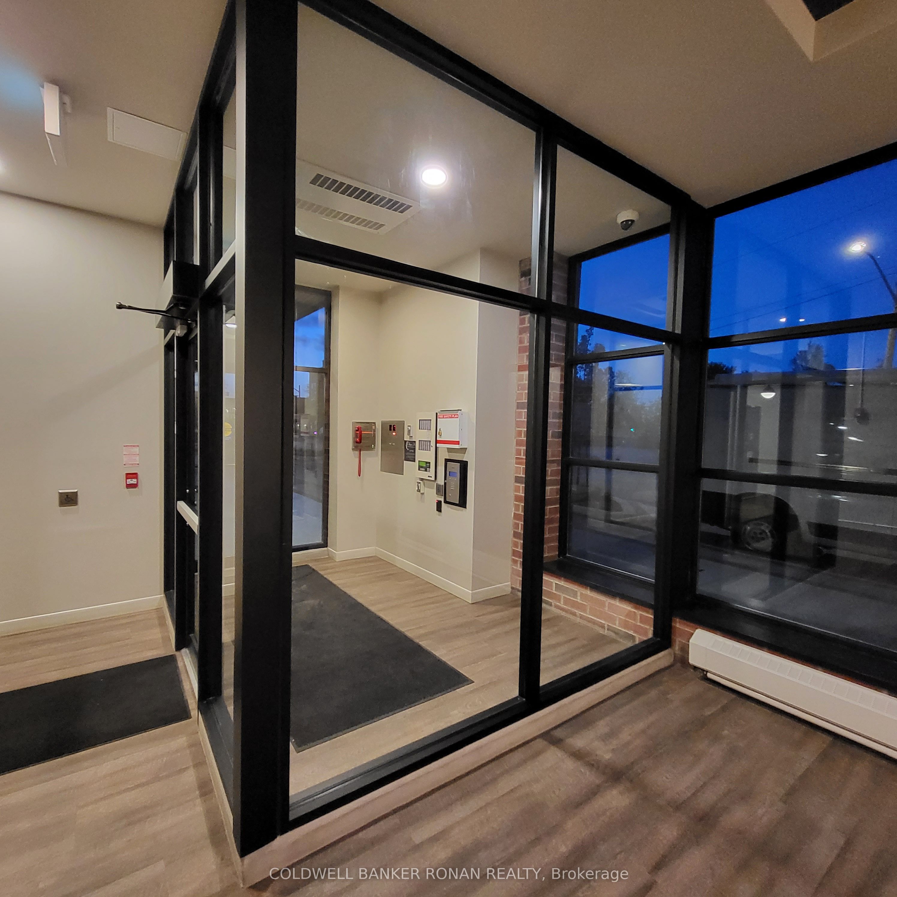 #208 - 21 Matchedash Street Property Photo 2
