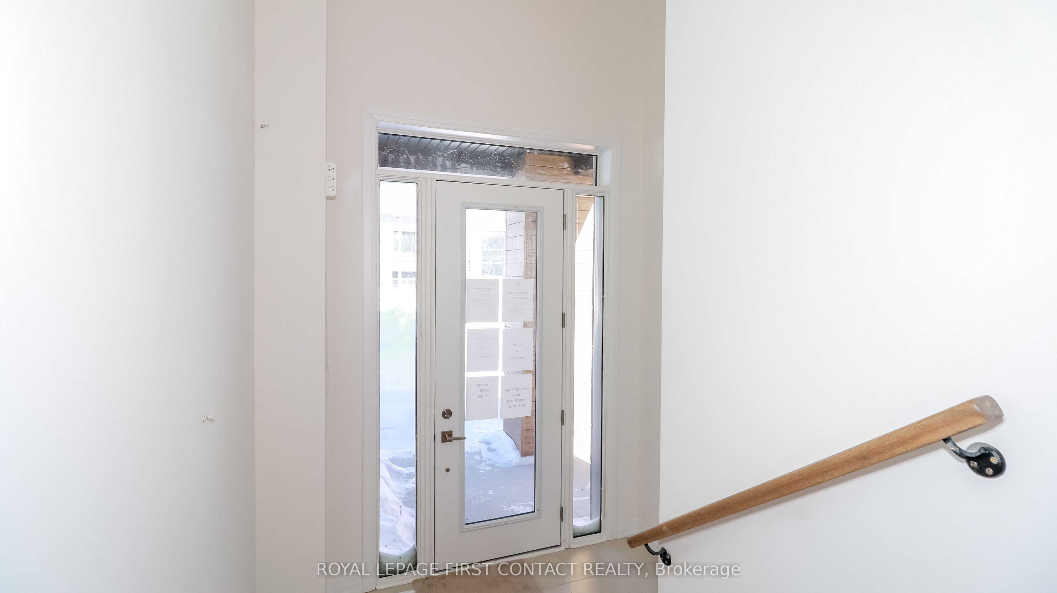 3778 Sunbank Crescent Property Photo 5