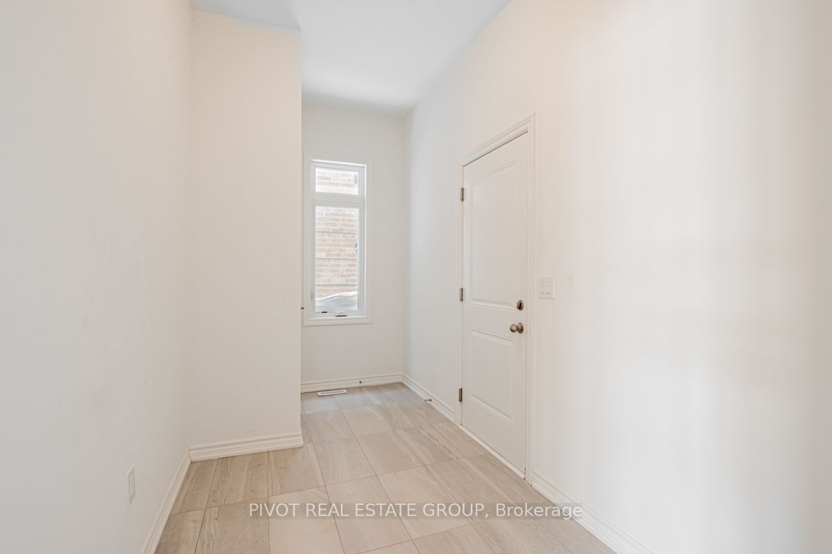 54 Calypso Ave Property Photo 22
