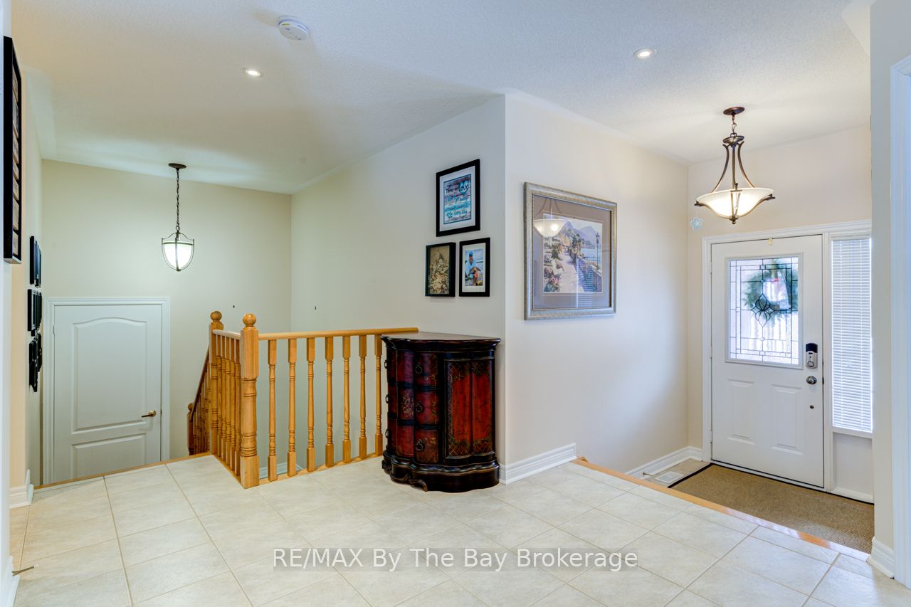 2 Princess Point Drive Property Photo 6