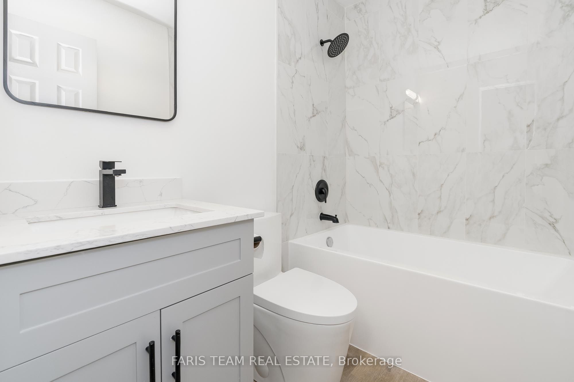 #l6 - 63 Ferris Lane Property Photo 19