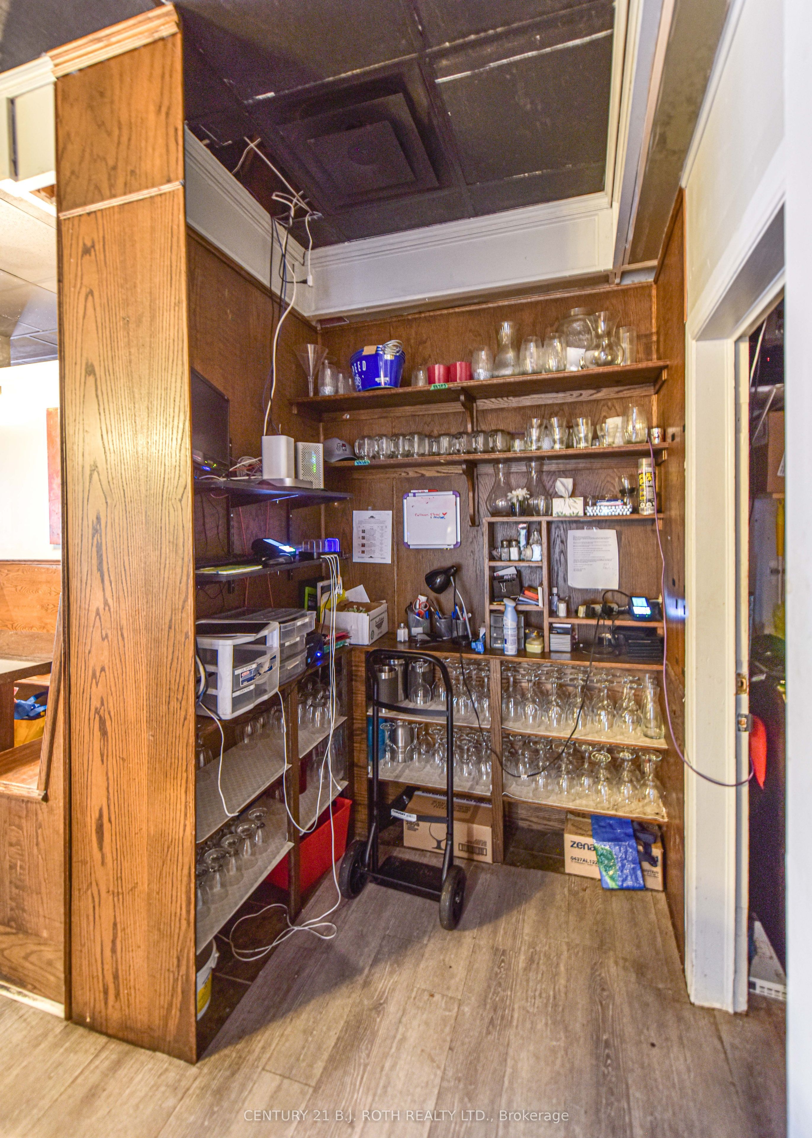 #4 - 64 Mississaga Street Property Photo 13