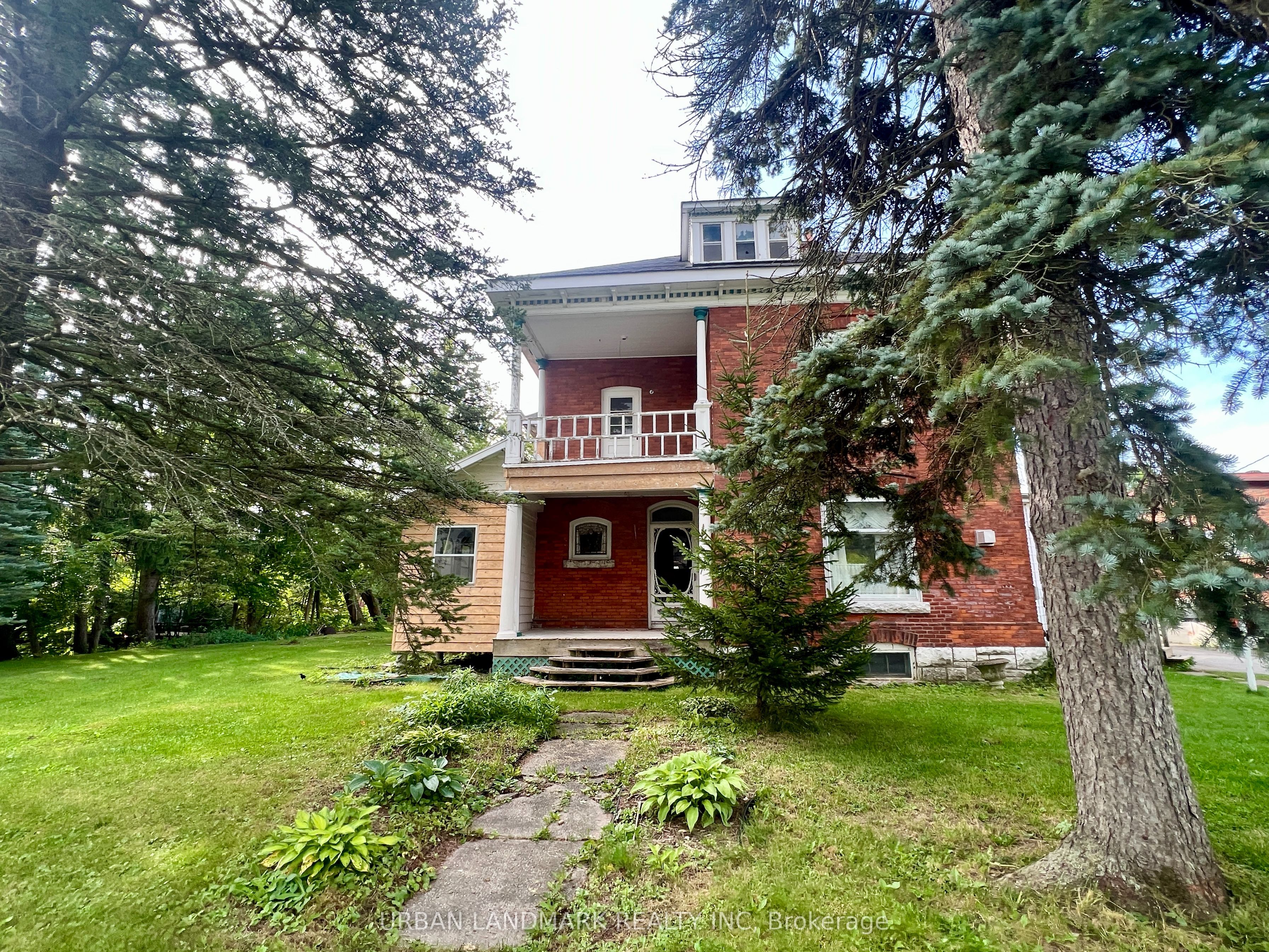 1 Sturgeon Bay Rd Property Photo
