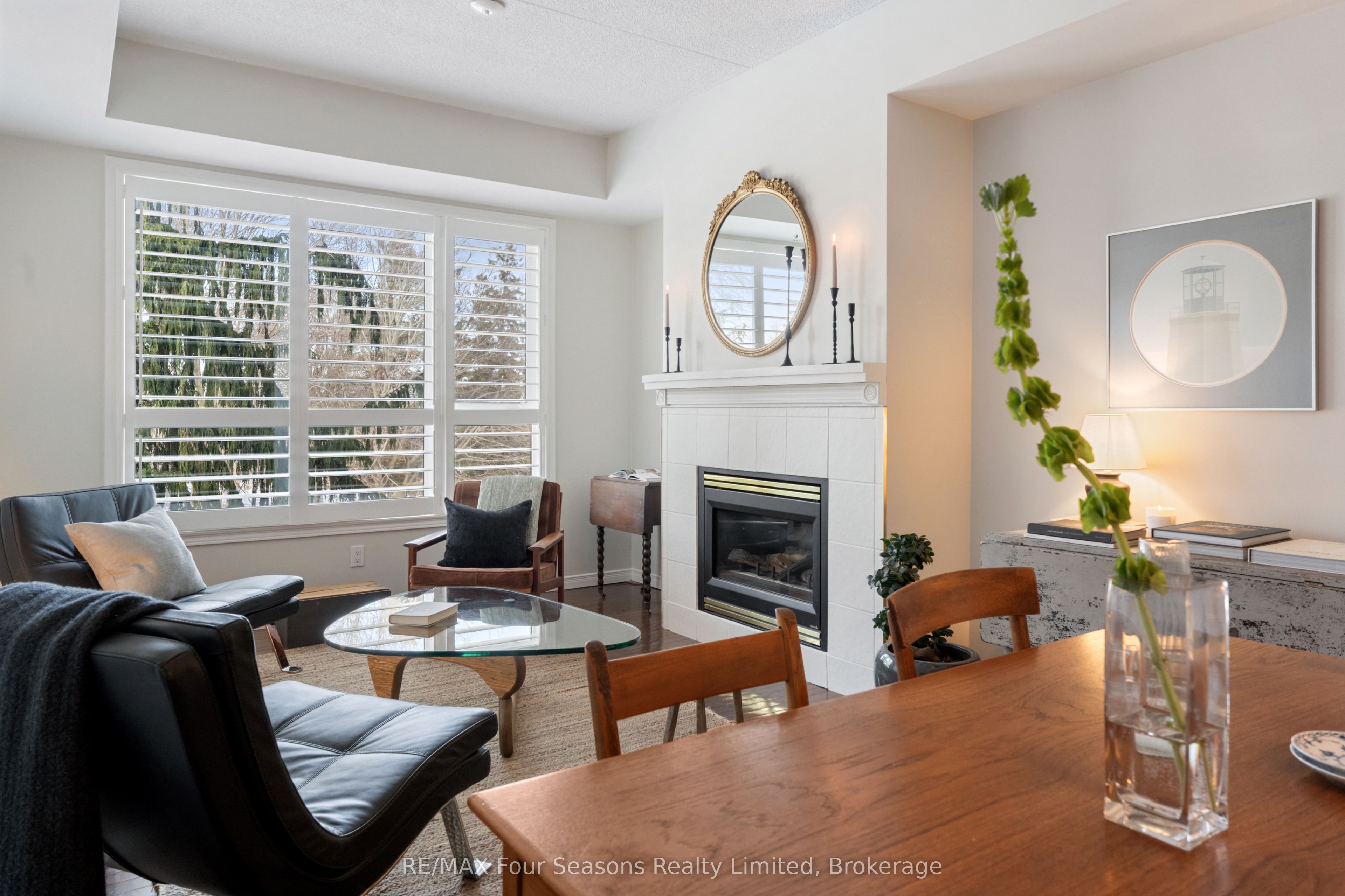#2012 - 750 Johnston Park Avenue Property Photo 3