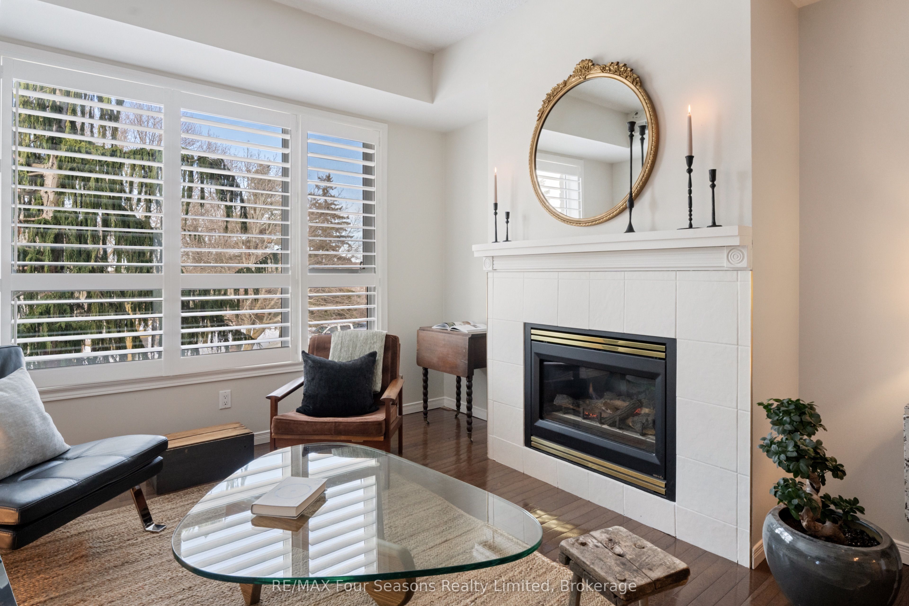 #2012 - 750 Johnston Park Avenue Property Photo 5