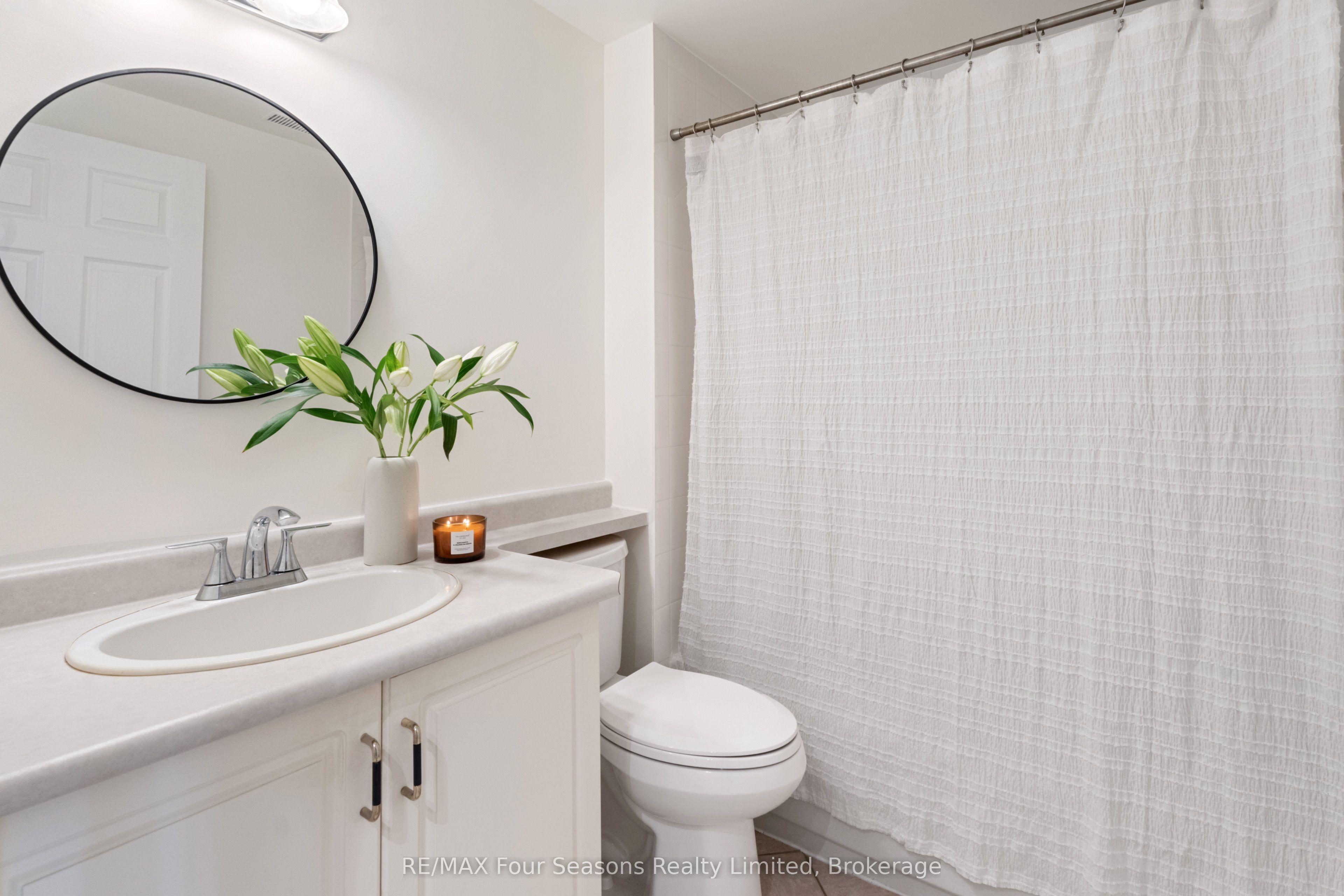 #2012 - 750 Johnston Park Avenue Property Photo 23