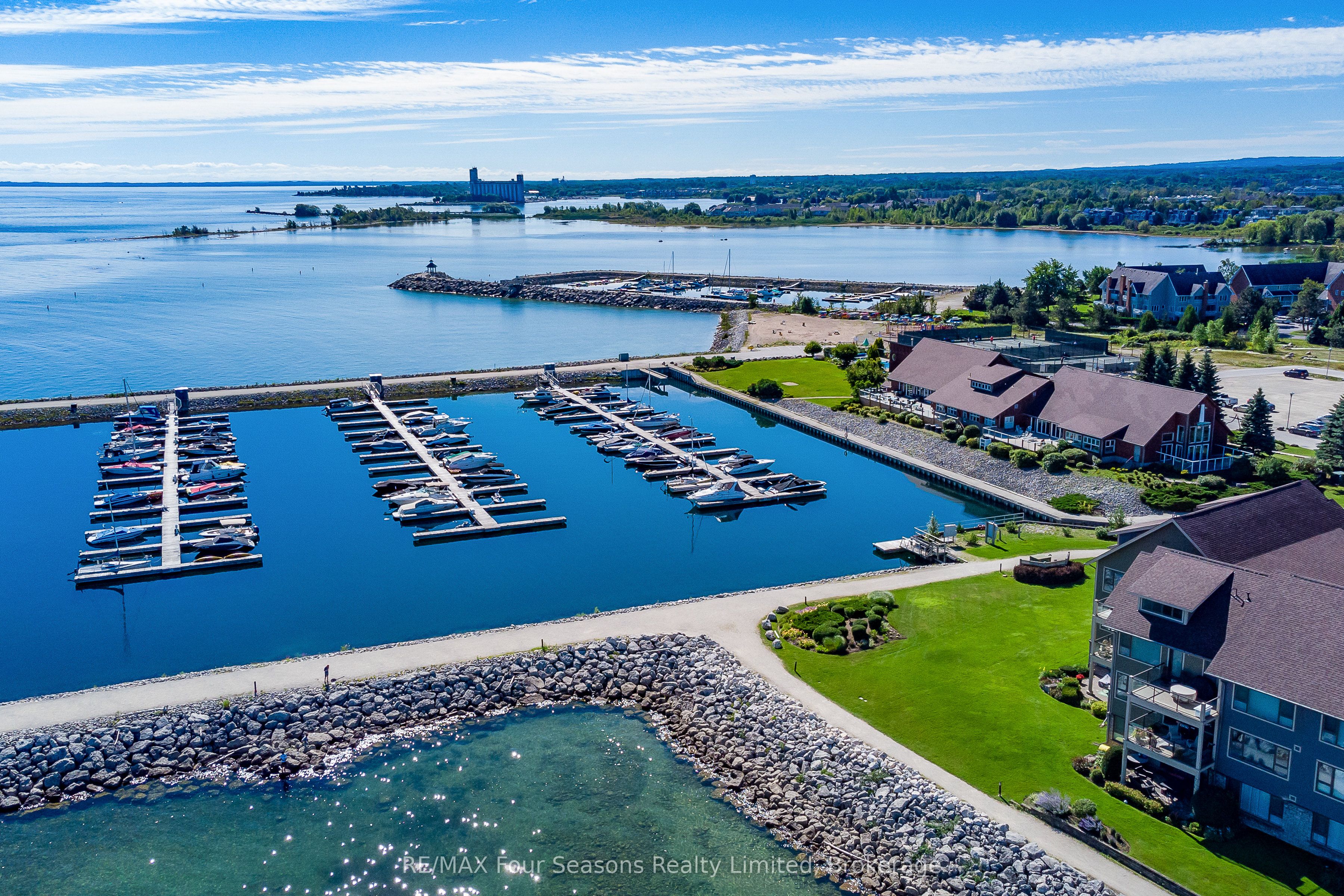 #2012 - 750 Johnston Park Avenue Property Photo 26