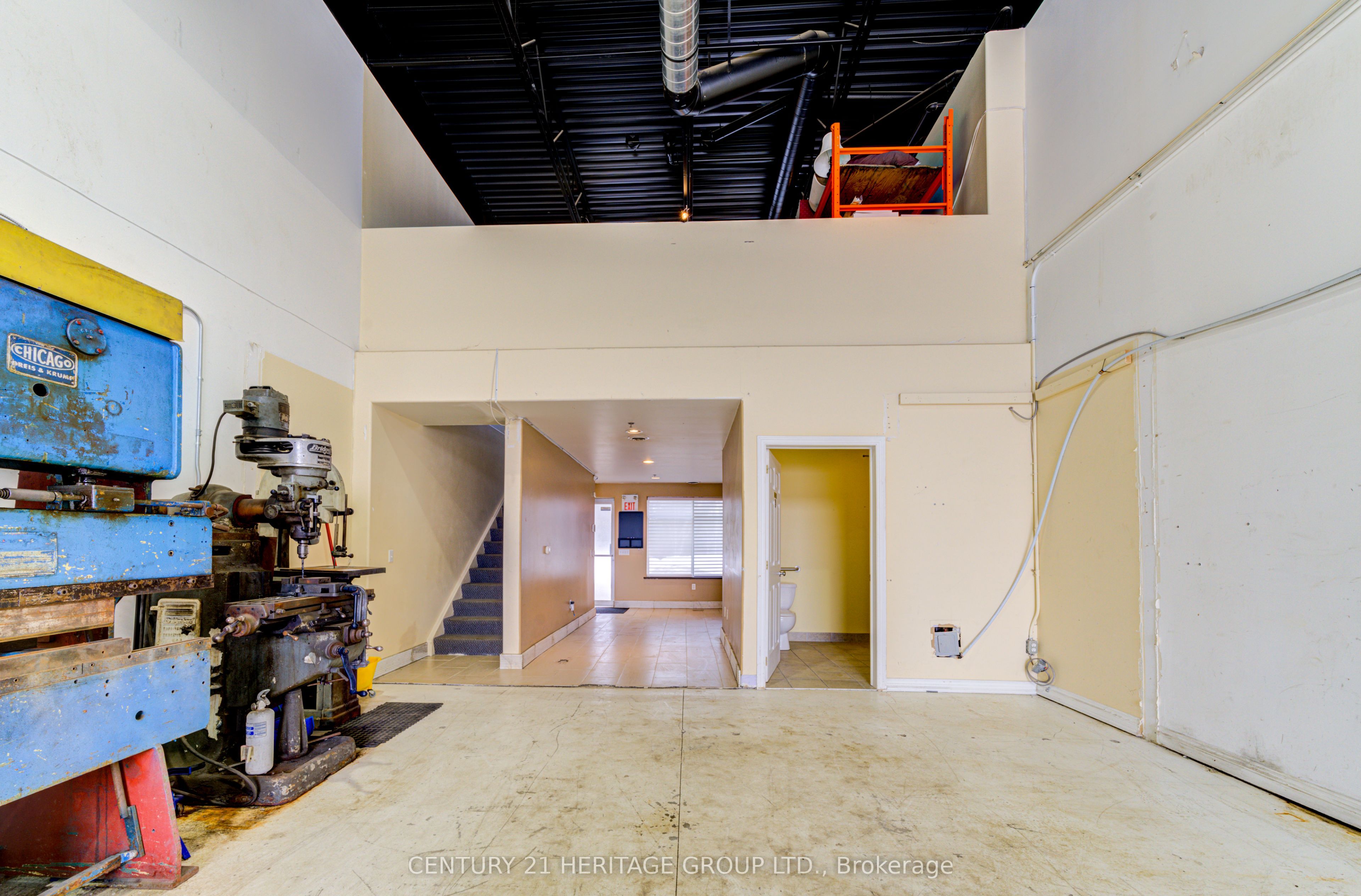 #6 - 647 Welham Road Property Photo 21