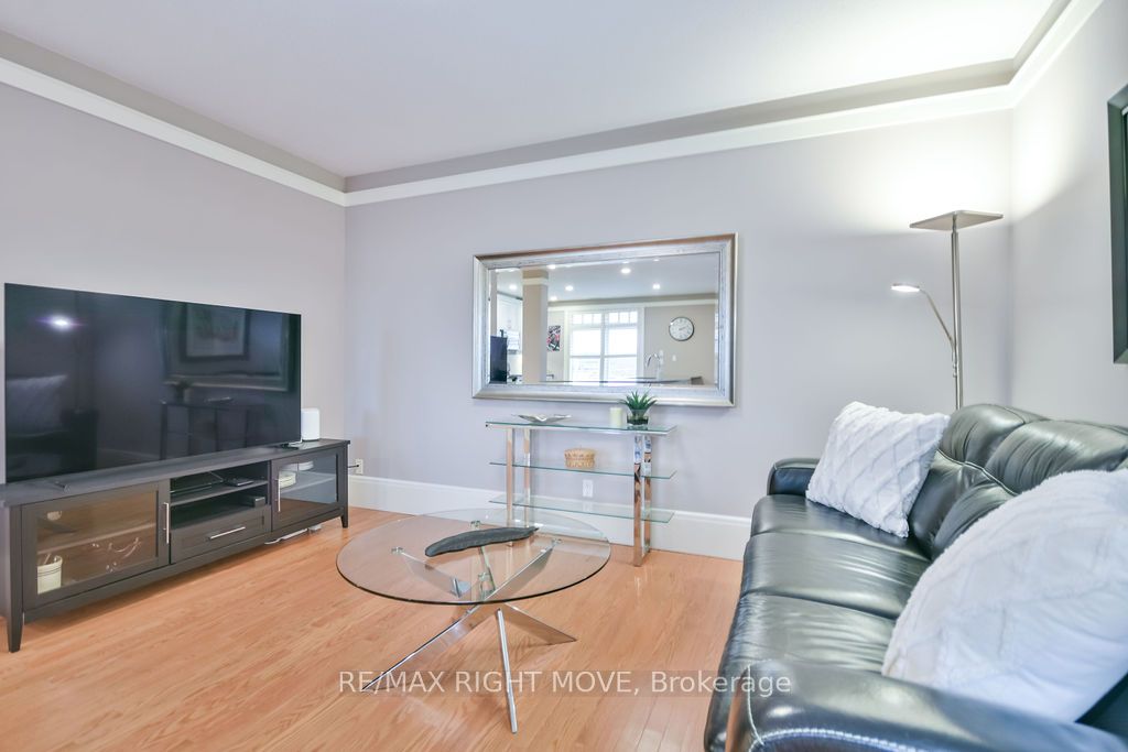 140 Cedar Island Road 410 Property Photo 8