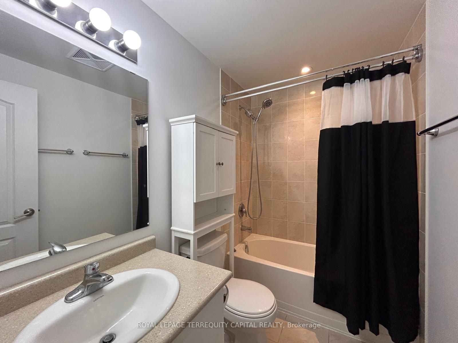 #304 - 40 Ferndale Drive Property Photo 4
