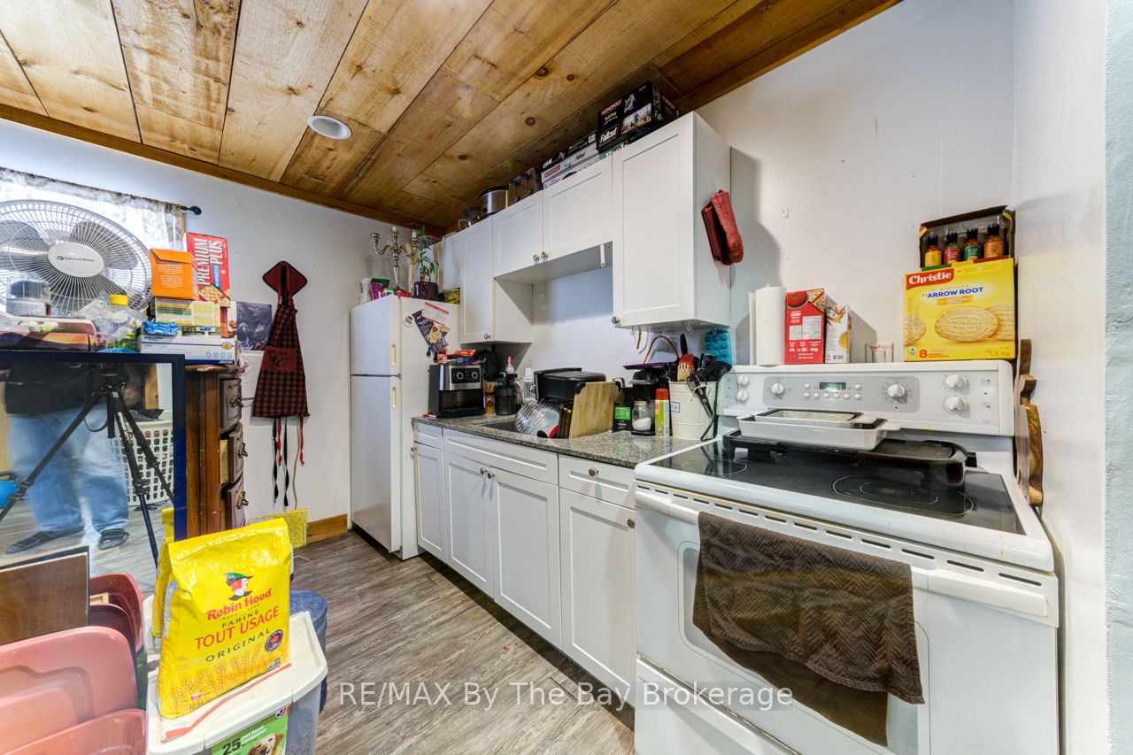 705 River Road Property Photo 2
