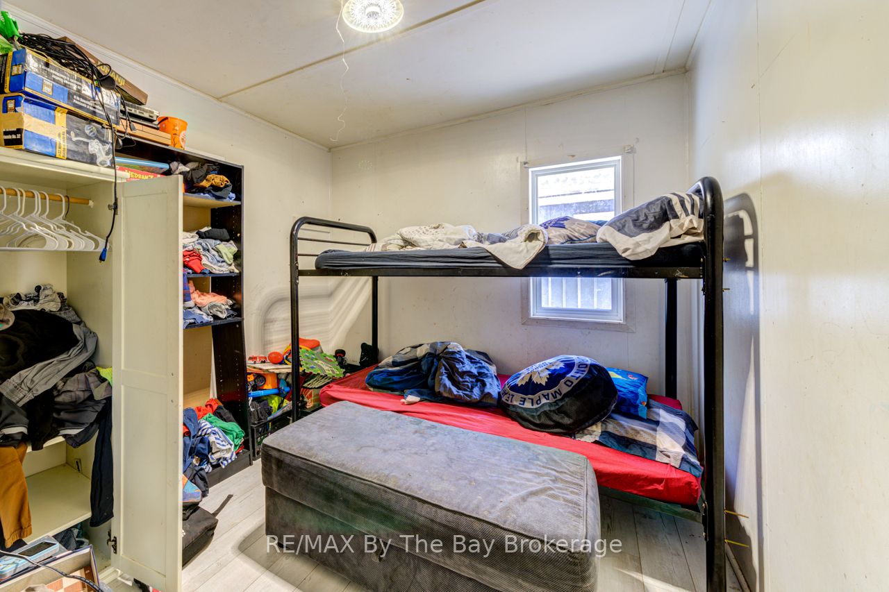 705 River Road Property Photo 7