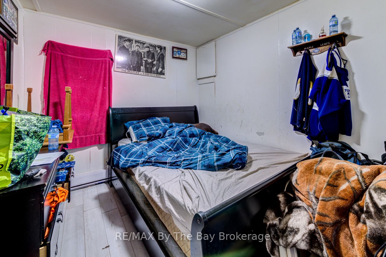 705 River Road Property Photo 8