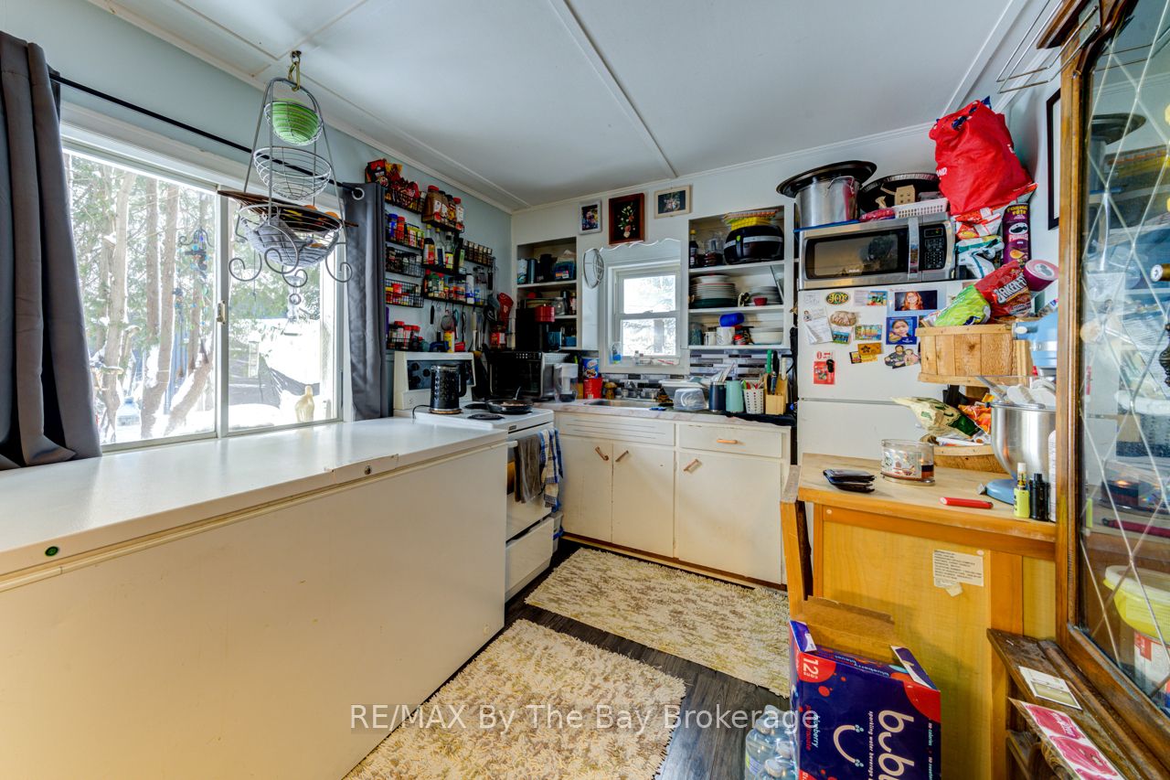 707 River Road Property Photo 17