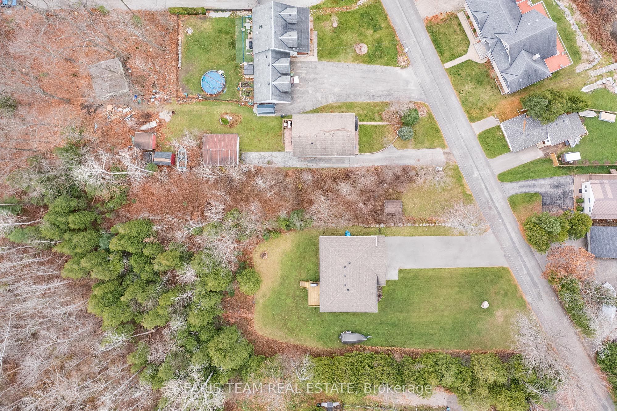 121 Mitchells Beach Rd Property Photo 4