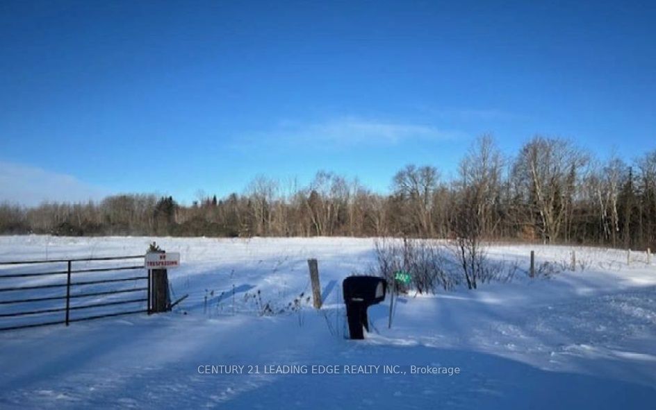 3492 12/13 Sideroad Property Photo