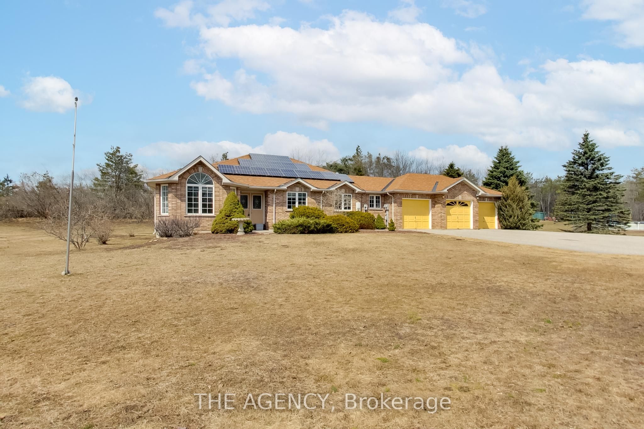 1776 Loretta Avenue Property Photo 1