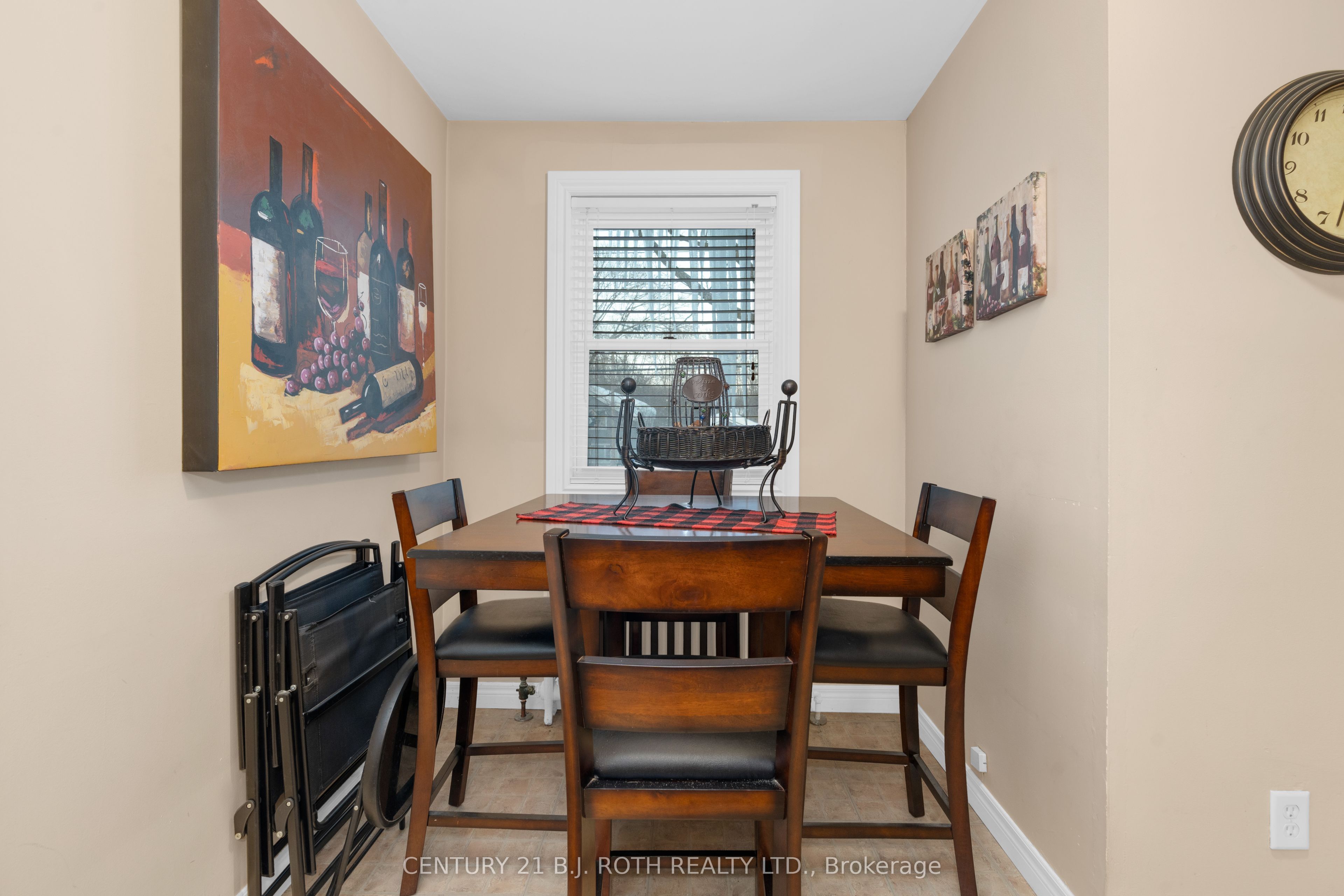 128 Berczy Street Property Photo 13