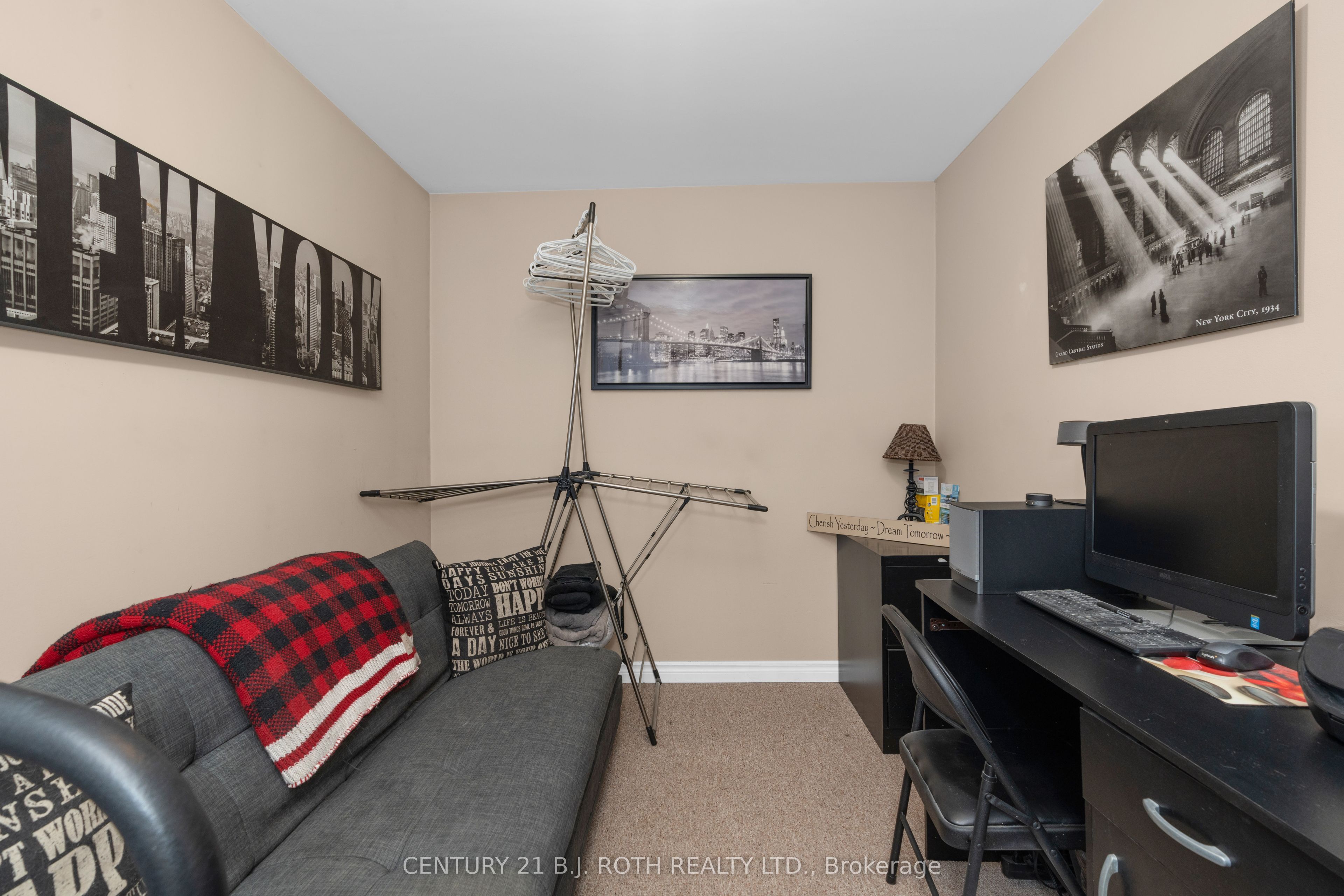 128 Berczy Street Property Photo 17