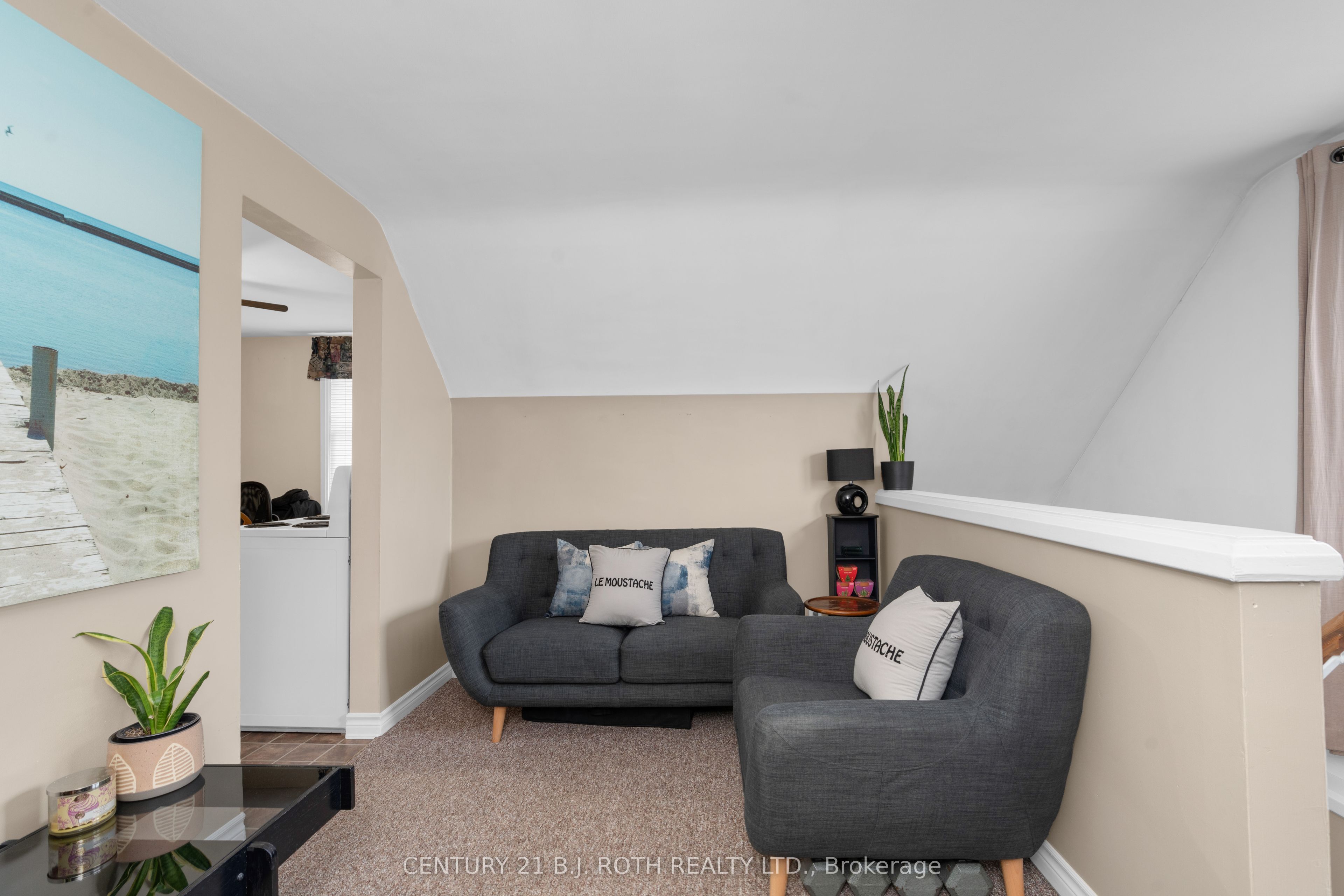 128 Berczy Street Property Photo 22