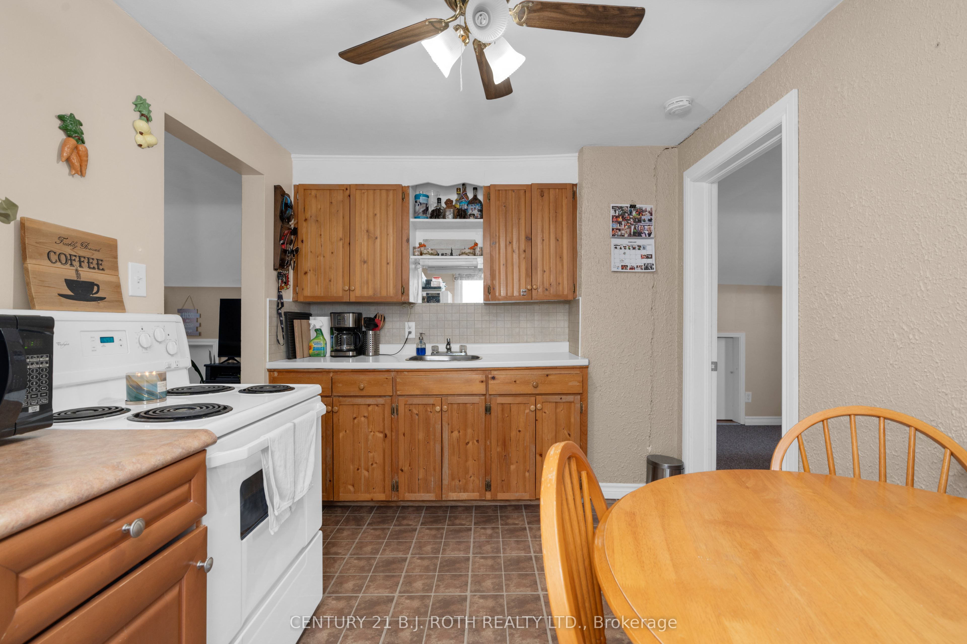 128 Berczy Street Property Photo 26