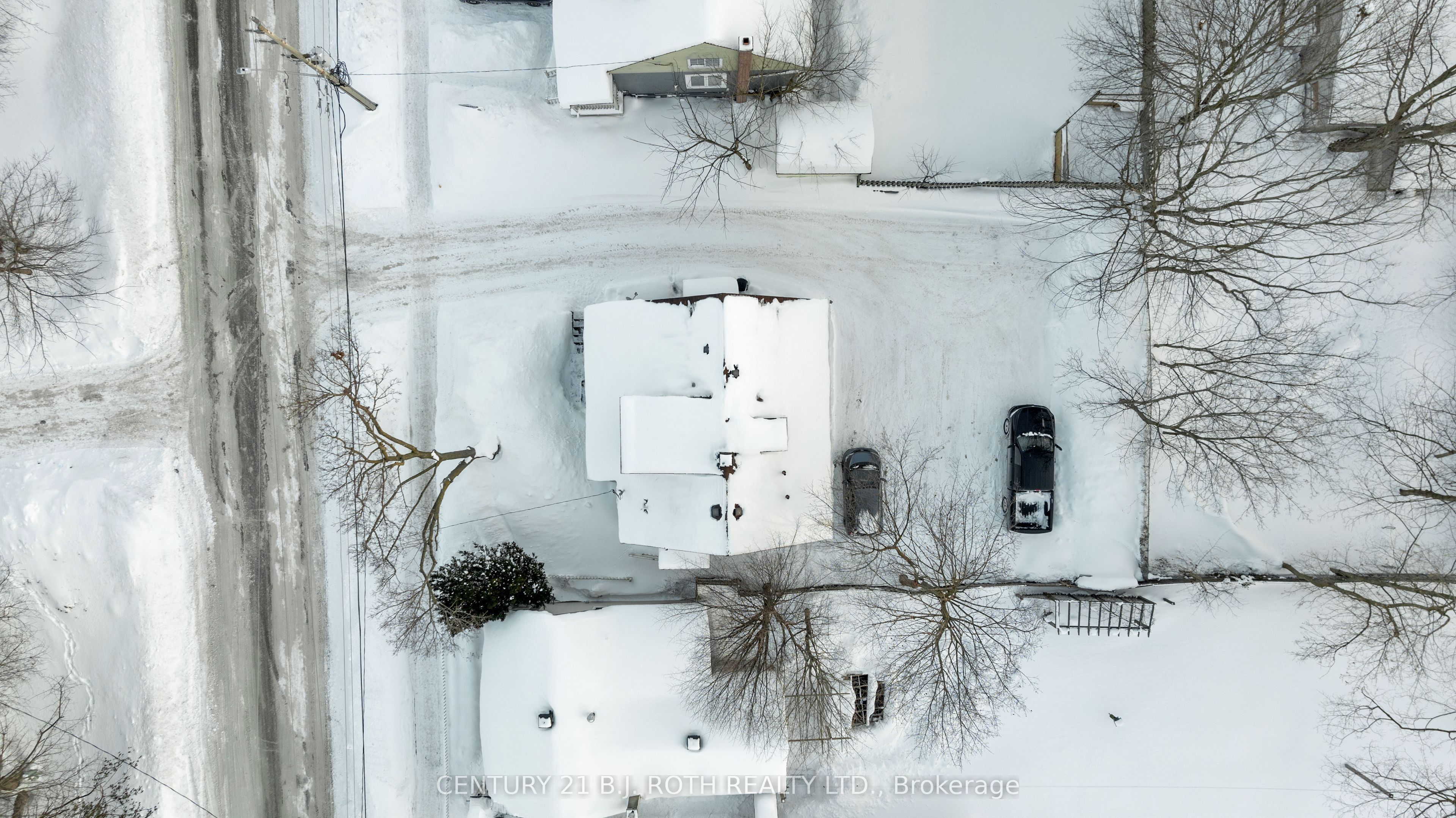 128 Berczy Street Property Photo 45