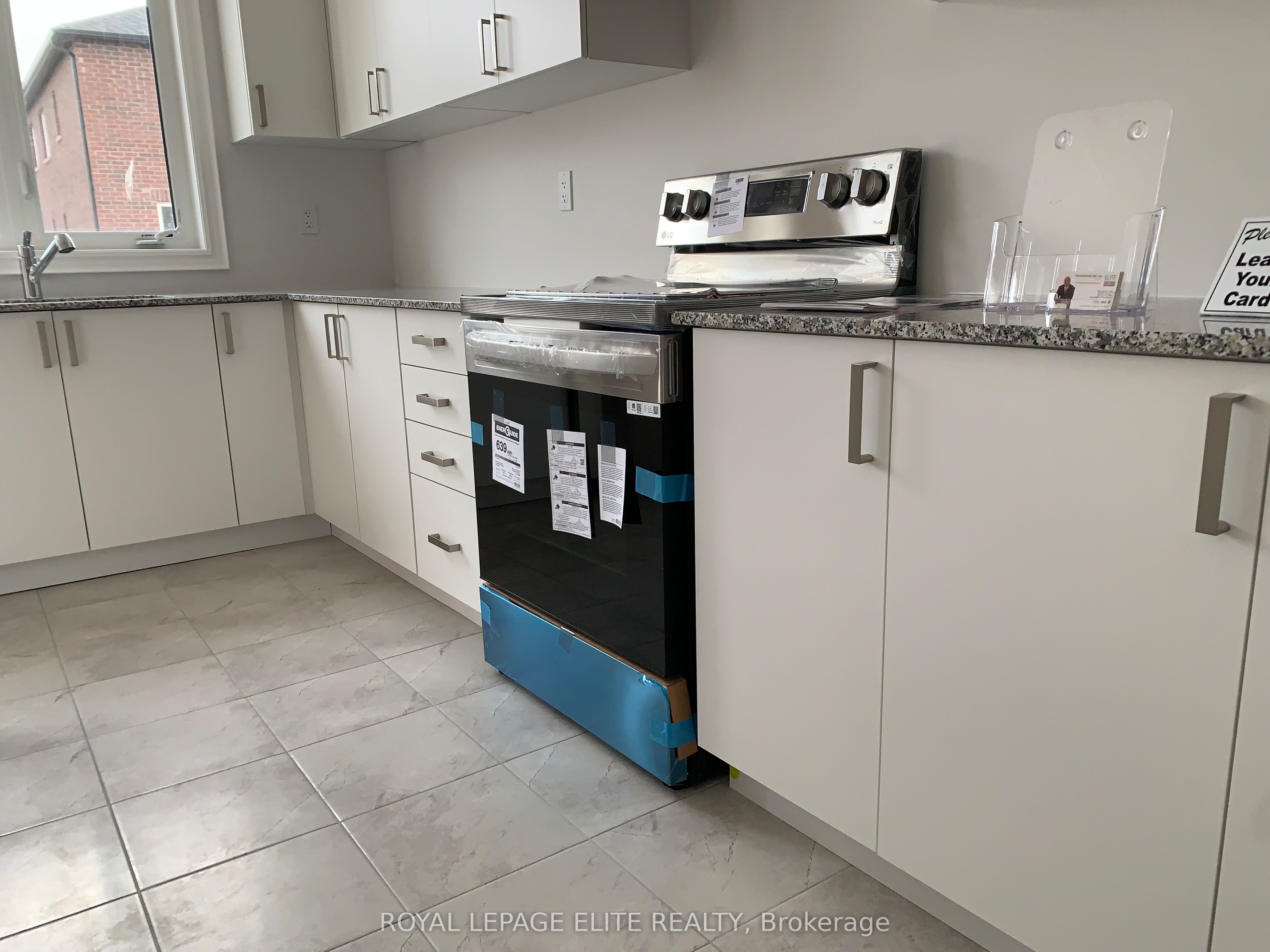 23 Amber Drive Property Photo 9
