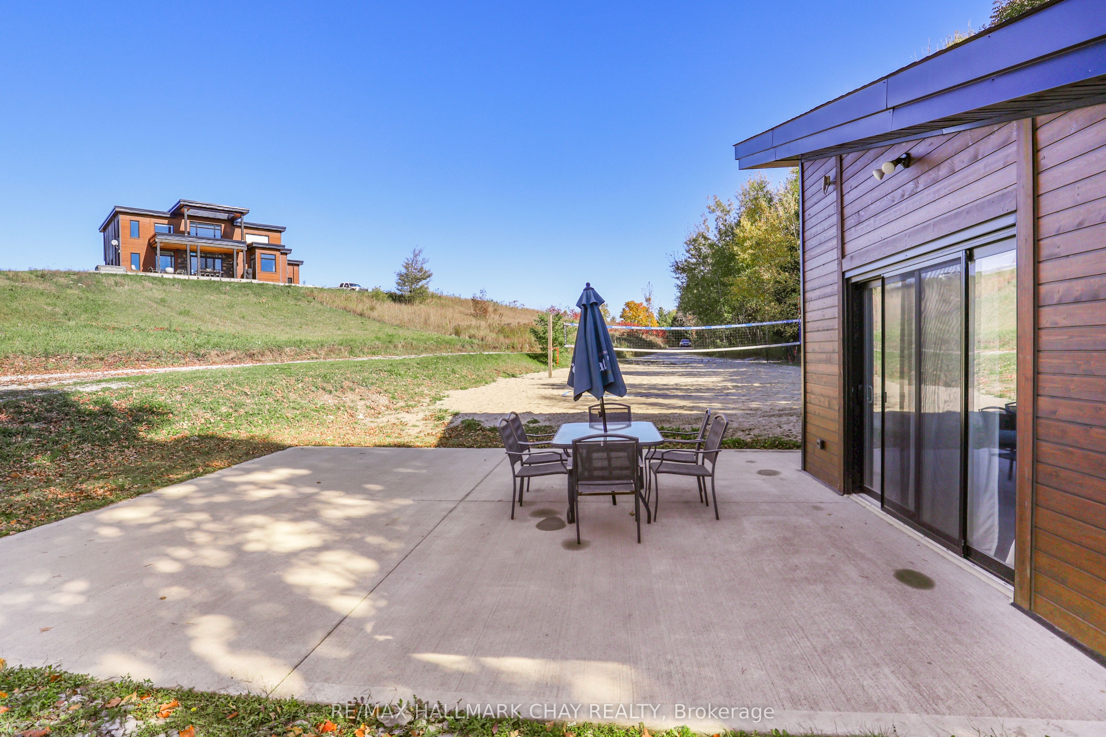 1940 6 Line Property Photo 5